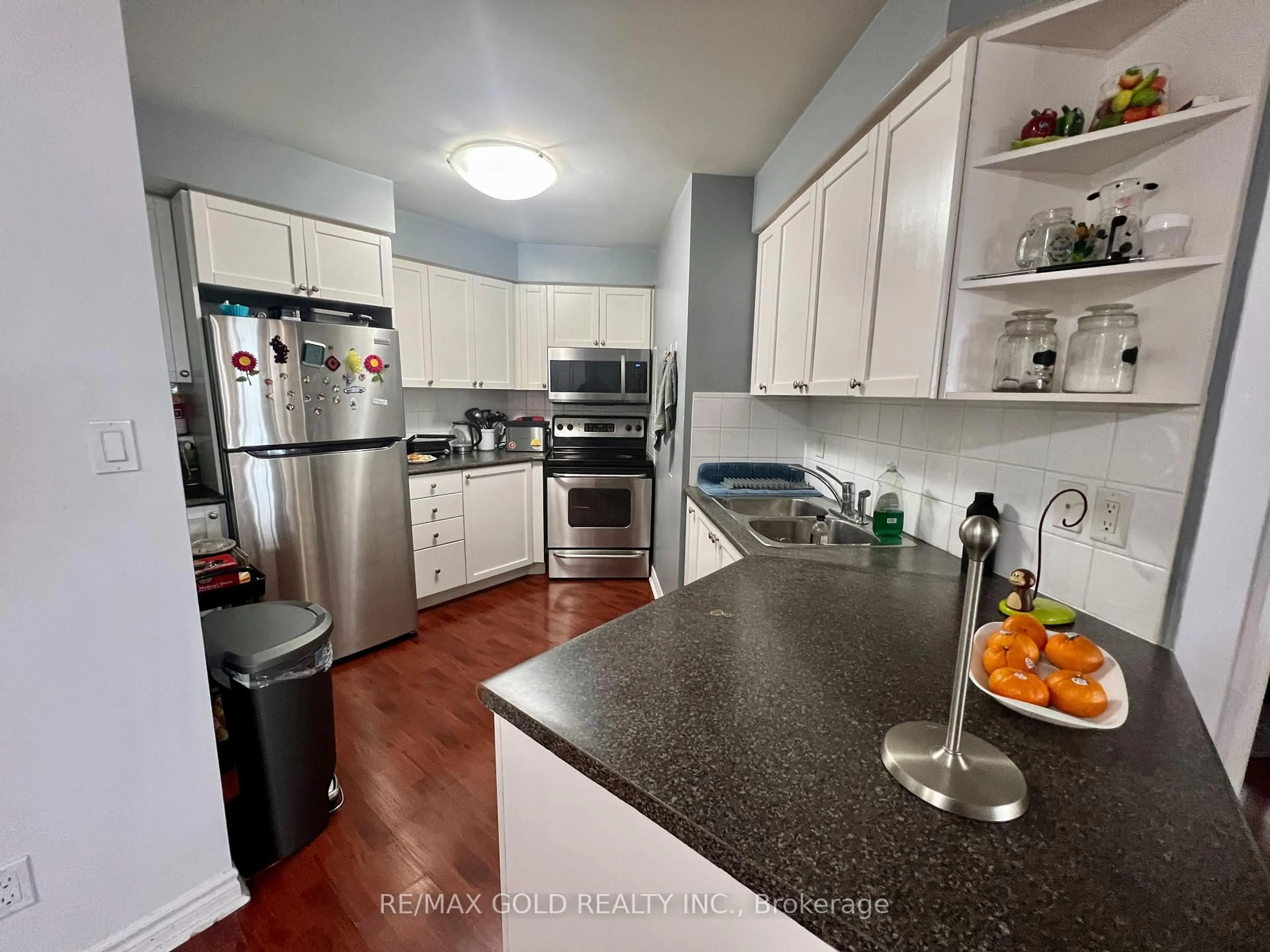 Unknown for 3880 Duke Of York Blvd ##2207, Mississauga Ontario L5B 4M7