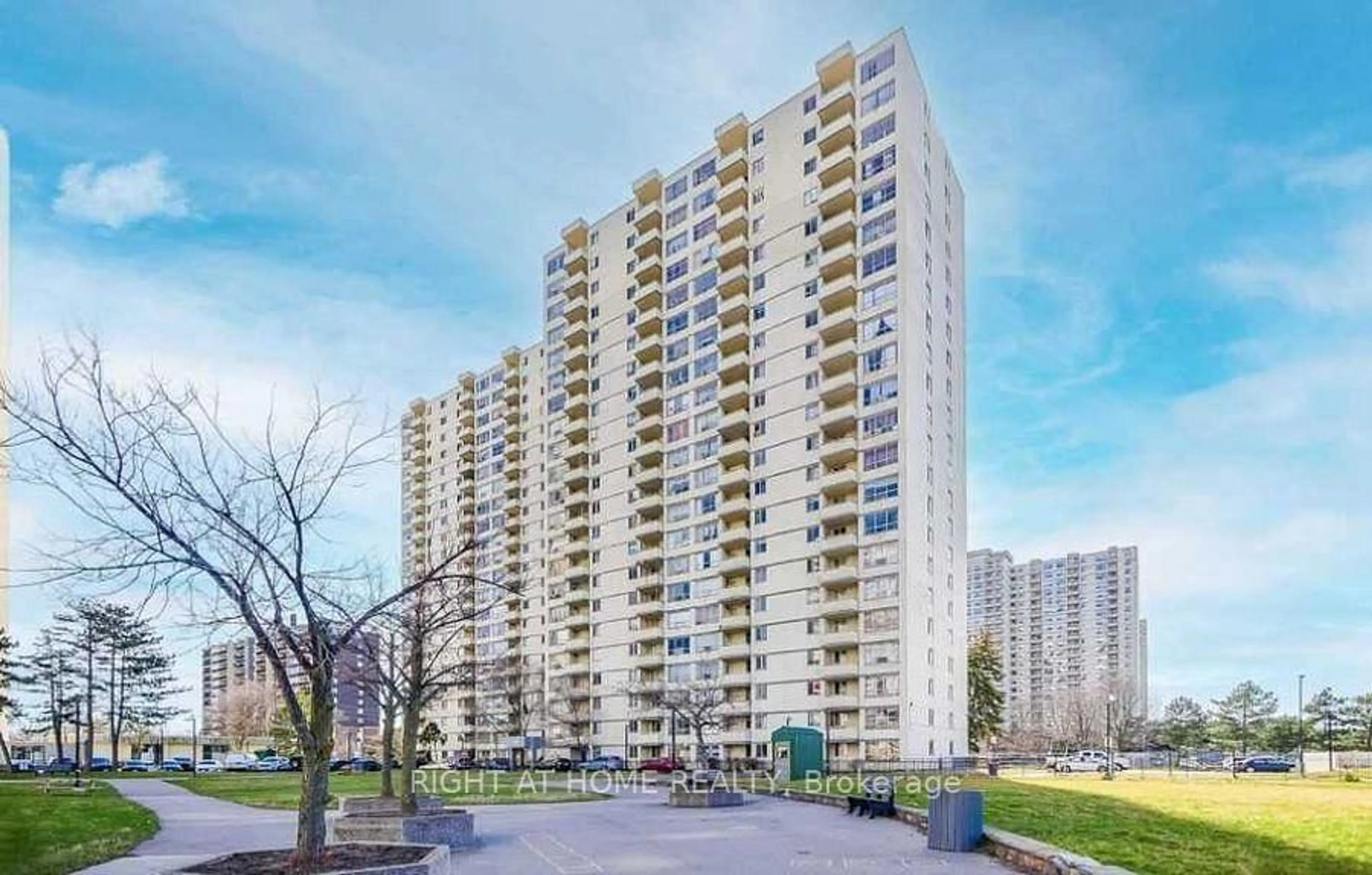 Unknown for 340 Dixon Rd #1115, Toronto Ontario M9R 1T1