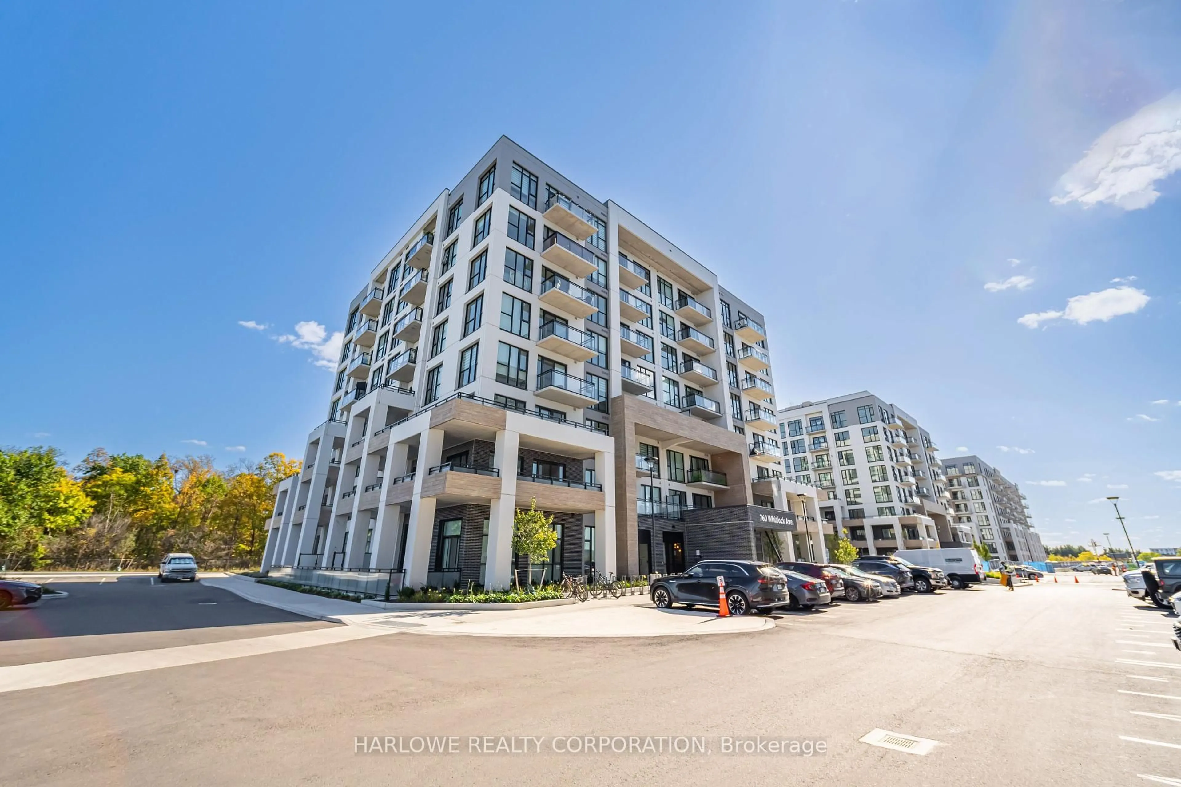 A pic from outside/outdoor area/front of a property/back of a property/a pic from drone, building for 760 Whitlock Ave #505, Milton Ontario L9E 1S2