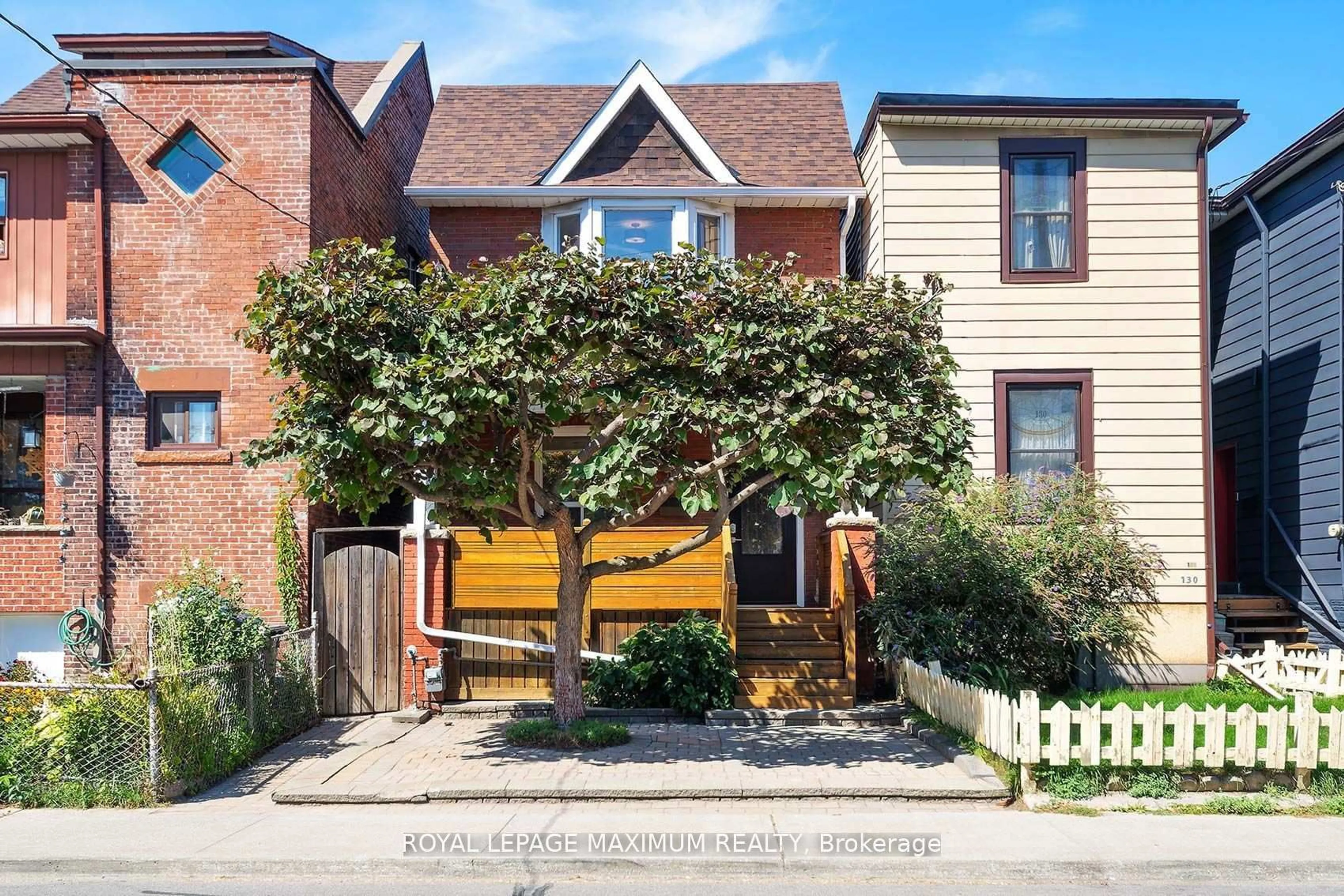 Home with brick exterior material, street for 132 Wallace Ave, Toronto Ontario M6H 1T5