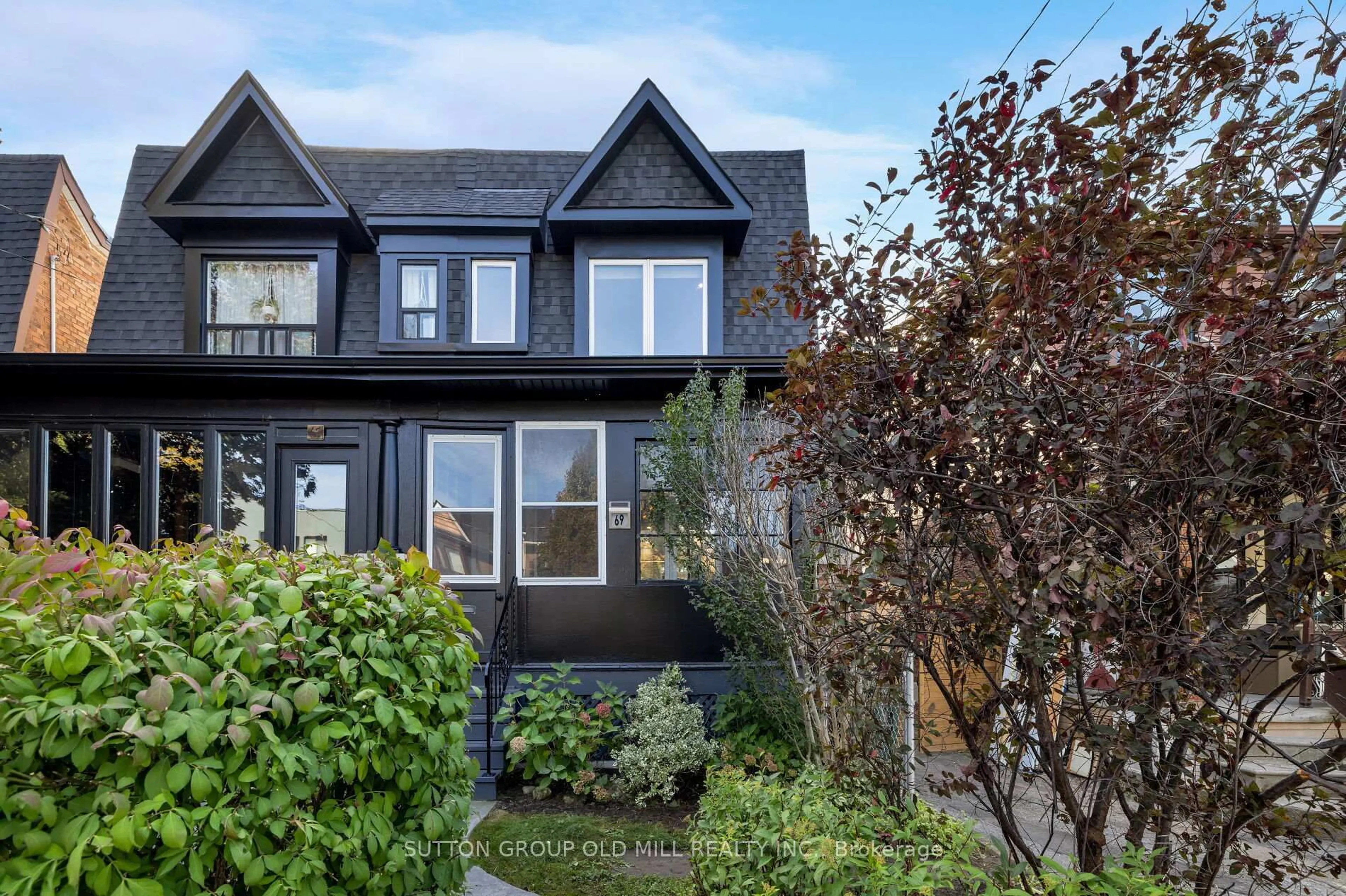 Home with brick exterior material, street for 69 Peterborough Ave, Toronto Ontario M6H 2L2