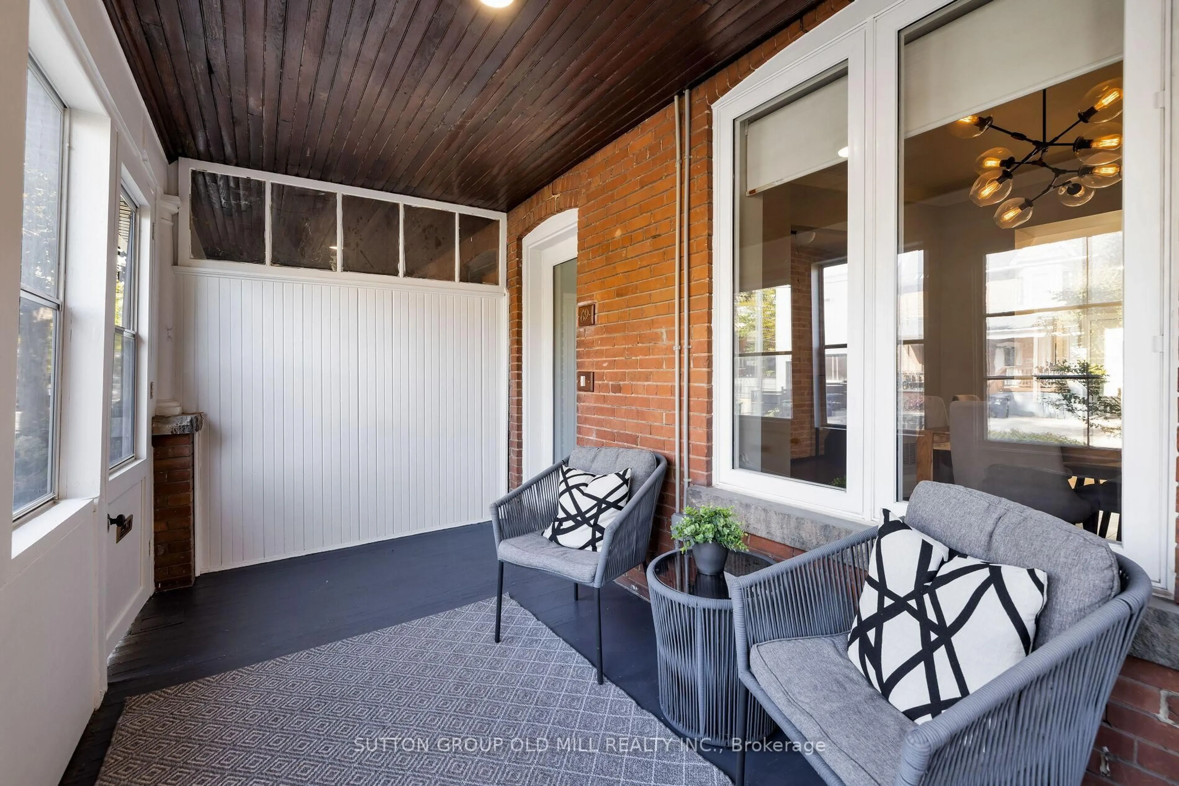 Indoor entryway for 69 Peterborough Ave, Toronto Ontario M6H 2L2