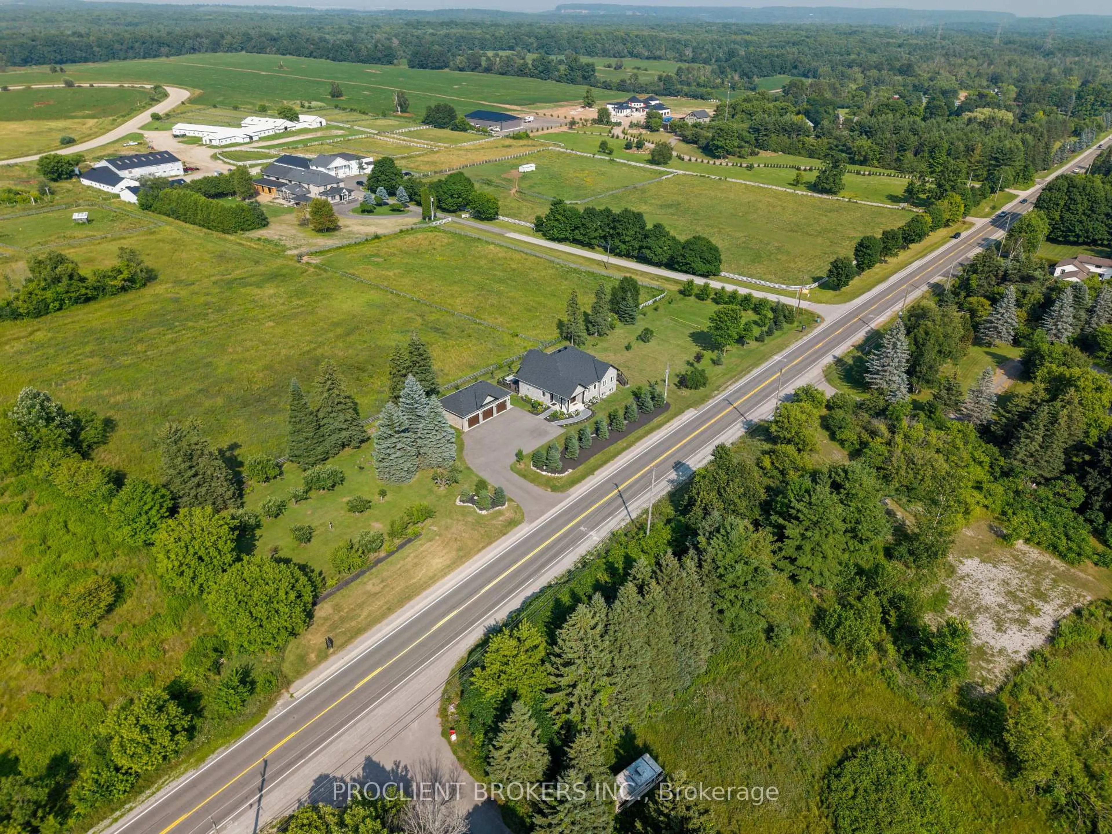 A pic from outside/outdoor area/front of a property/back of a property/a pic from drone, street for 10223 Guelph Line, Milton Ontario L0P 1B0