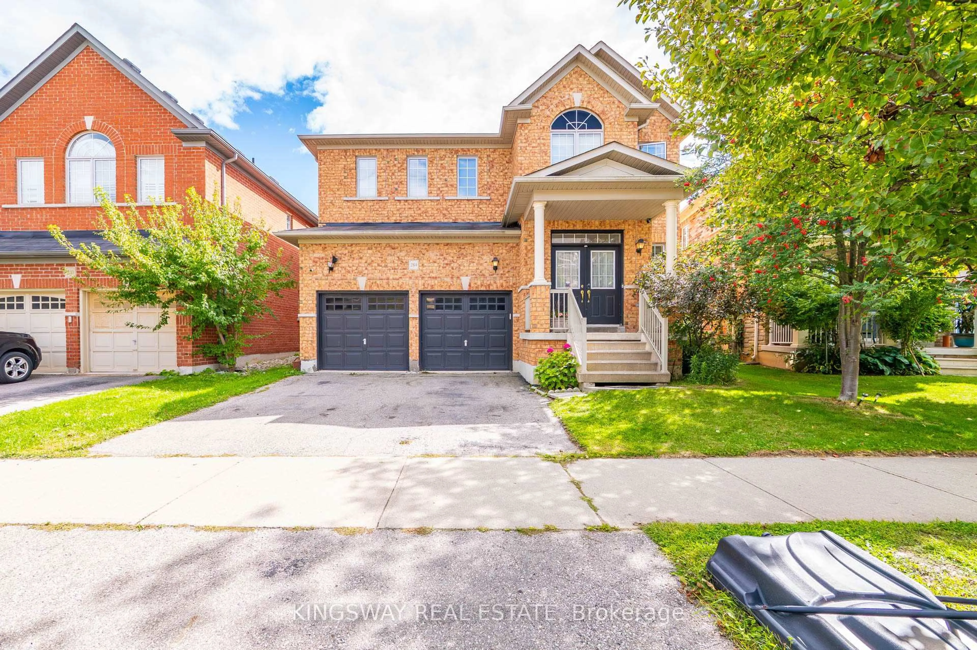 Home with brick exterior material, street for 284 Holmes Cres, Milton Ontario L9T 0R2