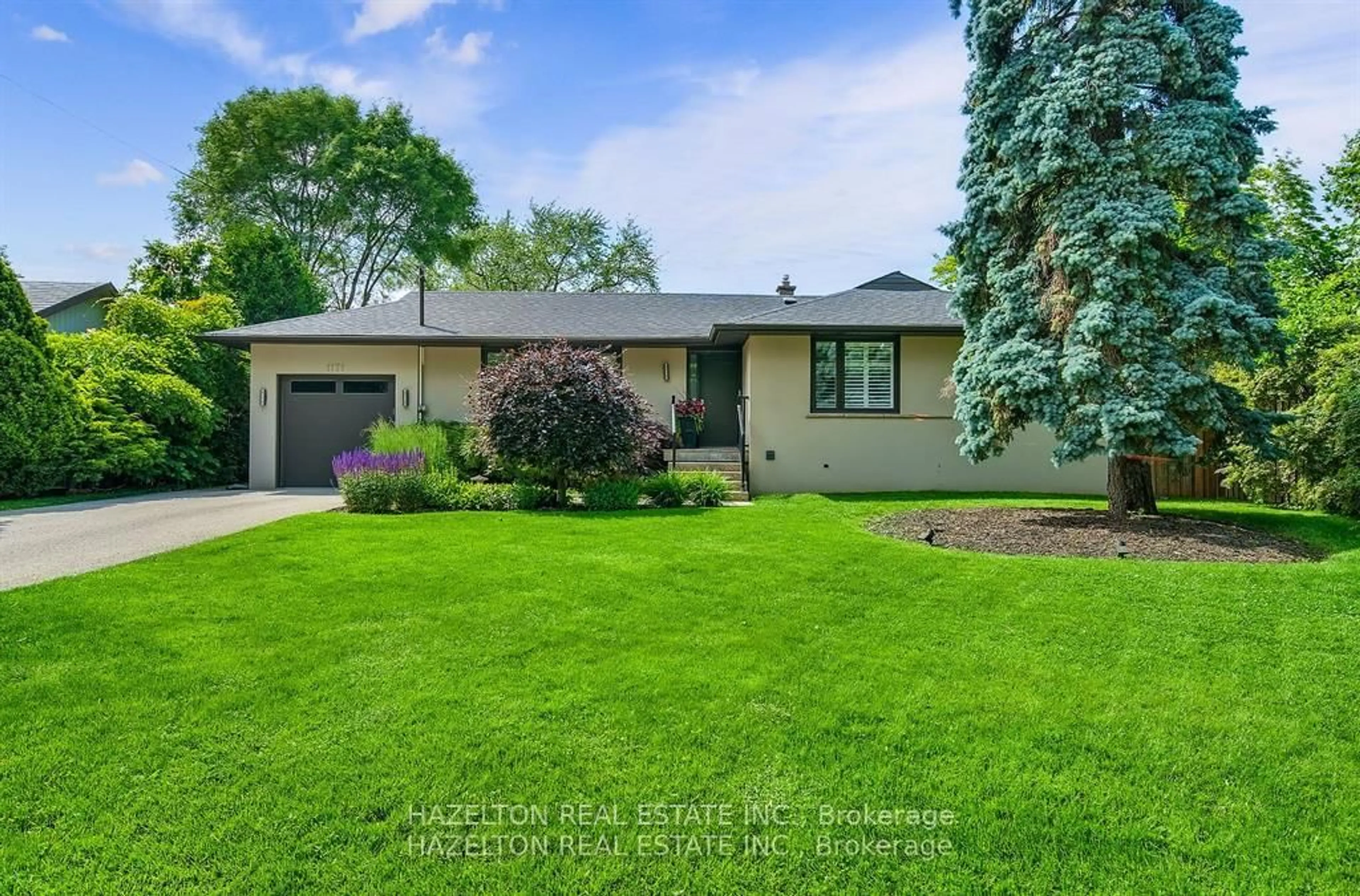 Home with vinyl exterior material, street for 1171 Tisdale St, Oakville Ontario L6L 2S9