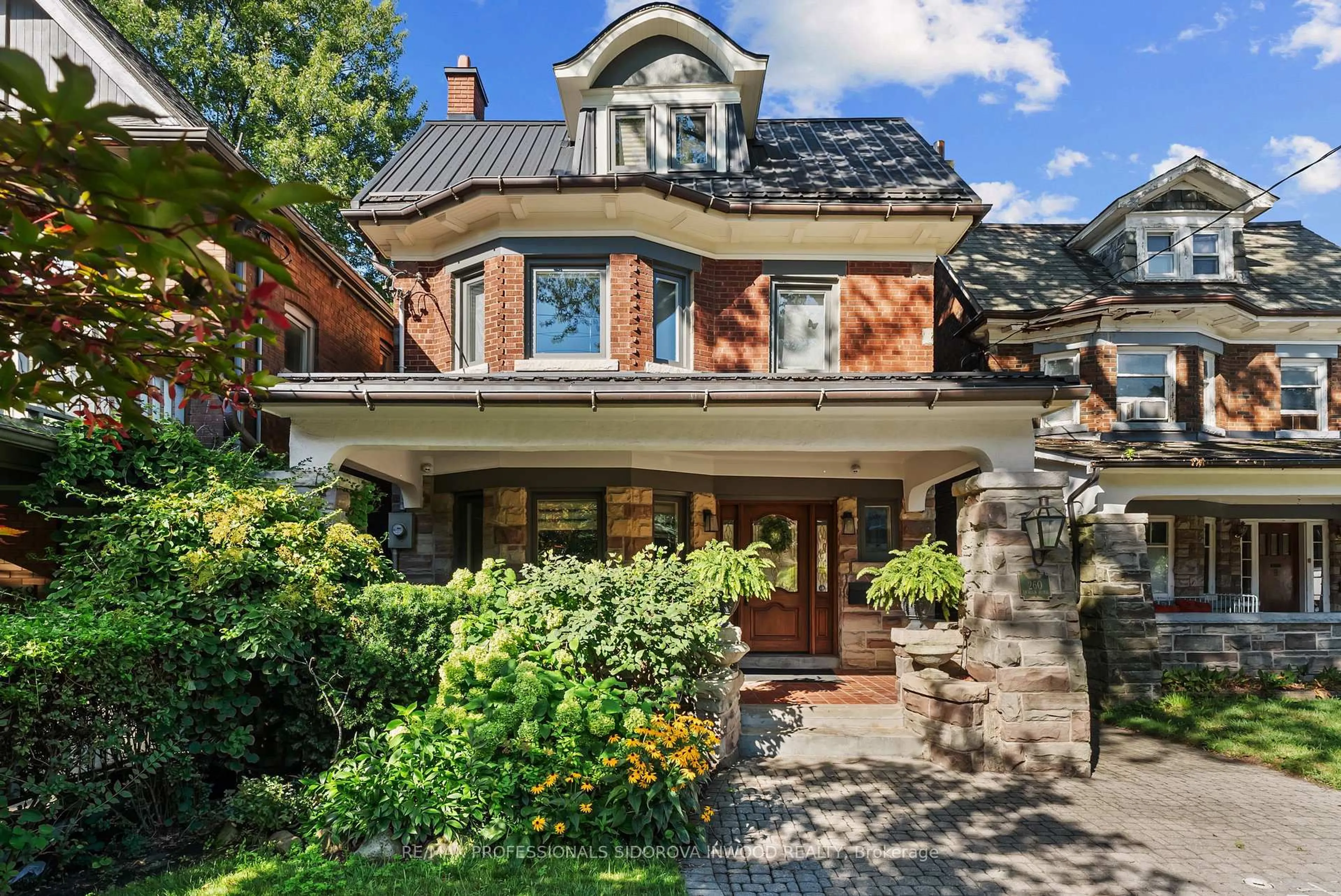 Home with brick exterior material, street for 260 Indian Rd, Toronto Ontario M6R 2X2