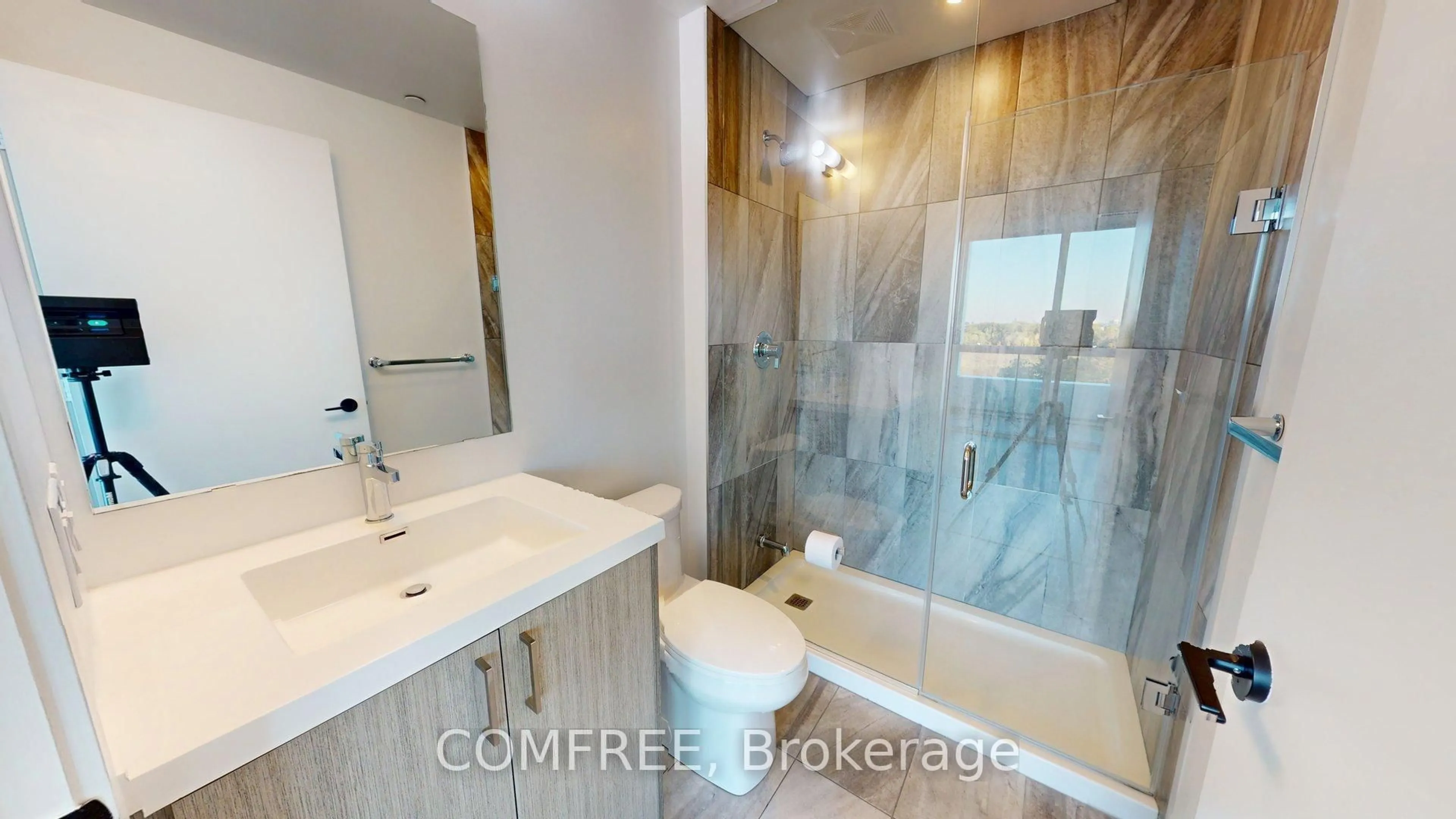 Contemporary bathroom, ceramic/tile floor for 60 George Butchart Dr #621, Toronto Ontario M3K 0E1