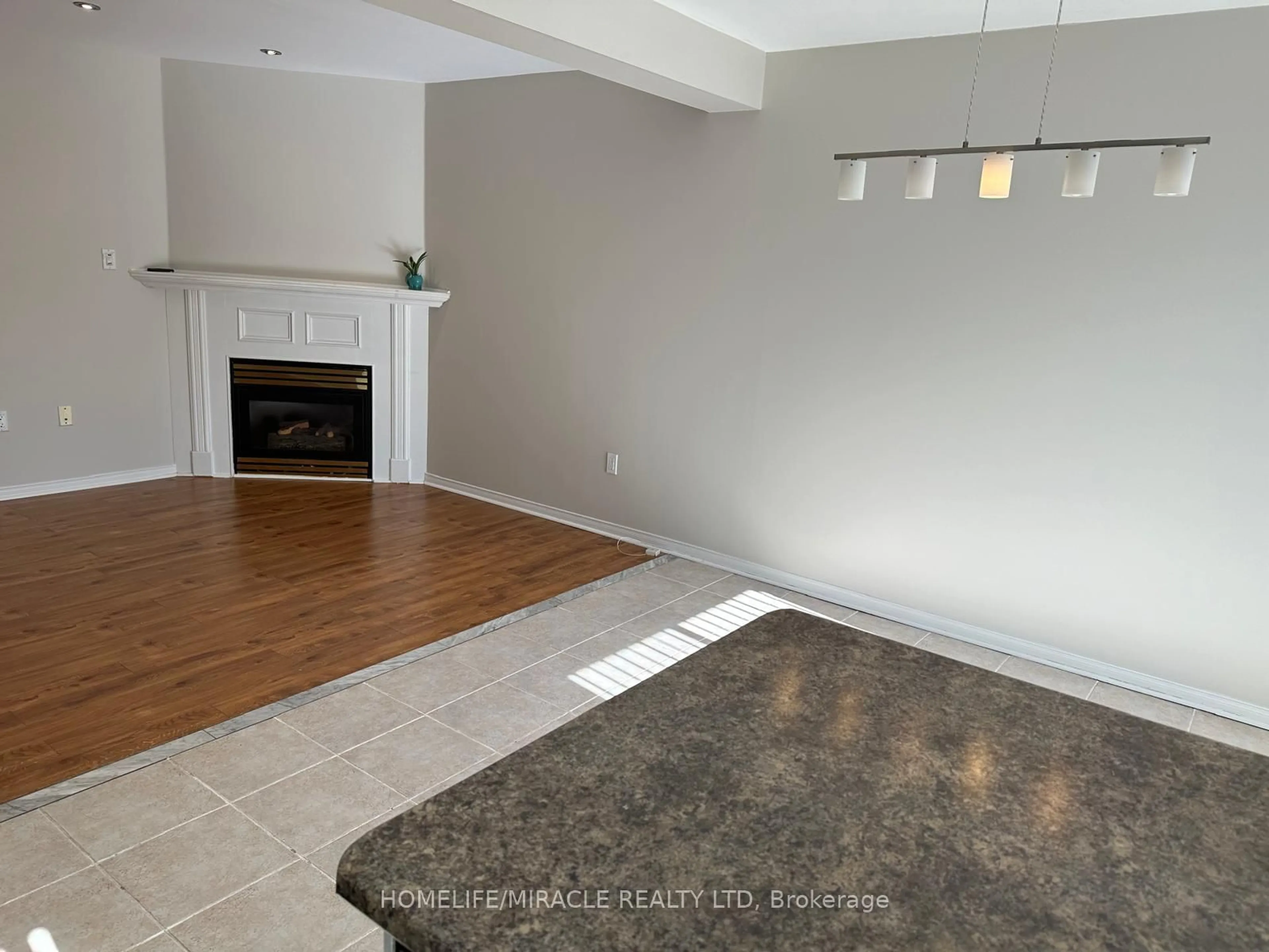 Unknown for 1588 South Parade Crt #67, Mississauga Ontario L5M 6E7