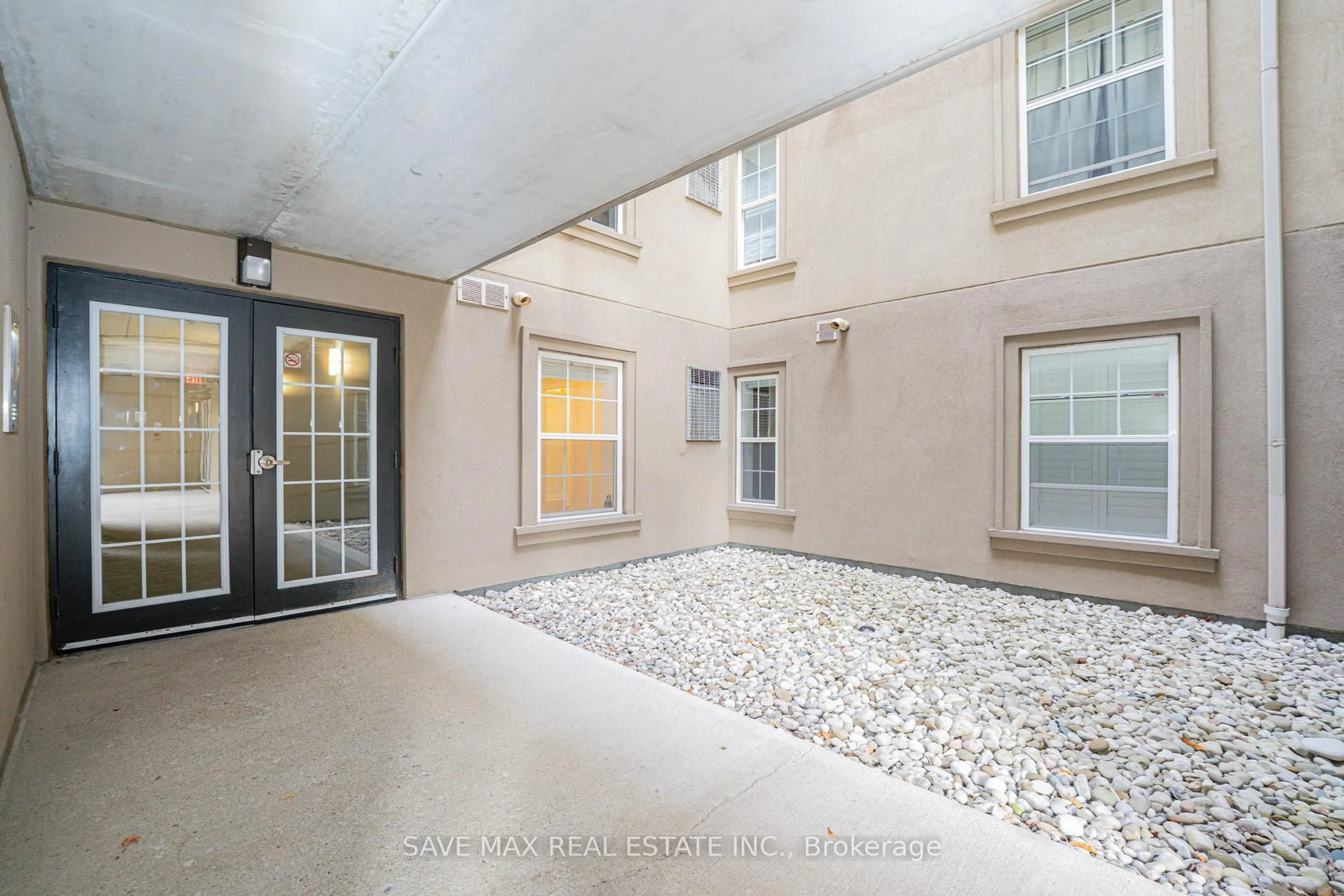 Unknown for 1491 Maple Ave #111, Milton Ontario L9T 0B8