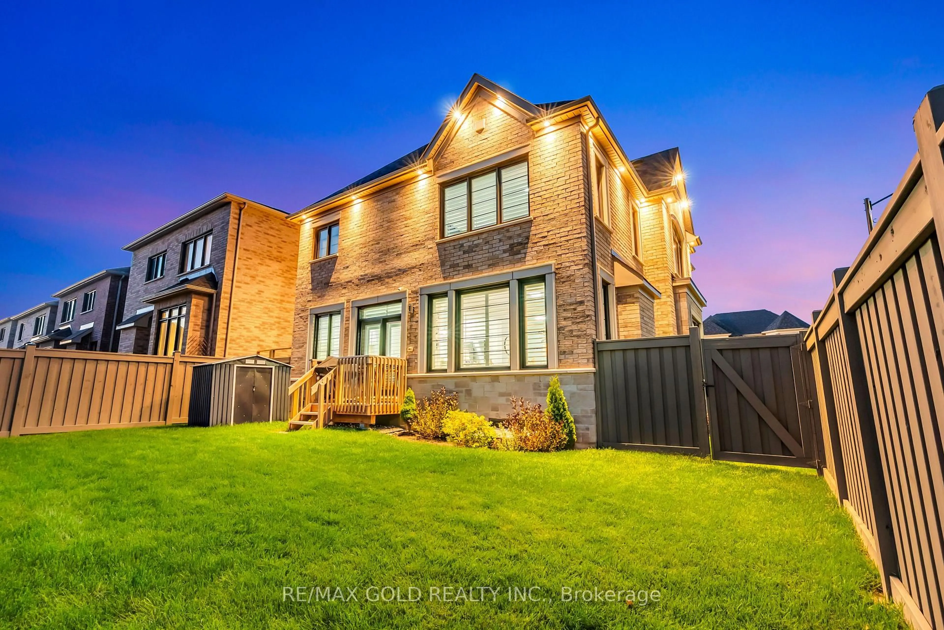 Home with brick exterior material, street for 1504 Kitchen Crt, Milton Ontario L9E 1Y8