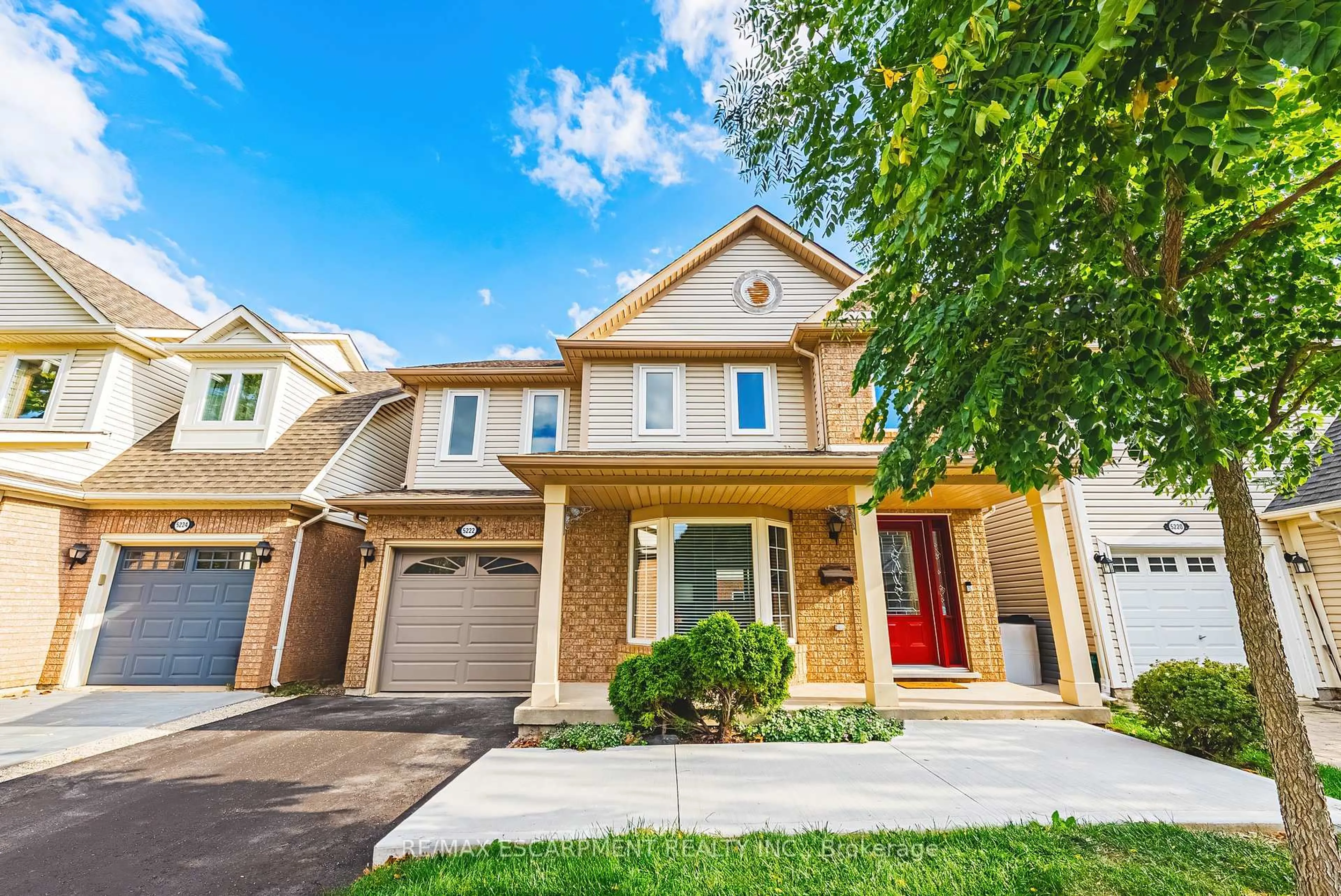 Home with brick exterior material, street for 5222 Easton Rd, Burlington Ontario L7L 6N6