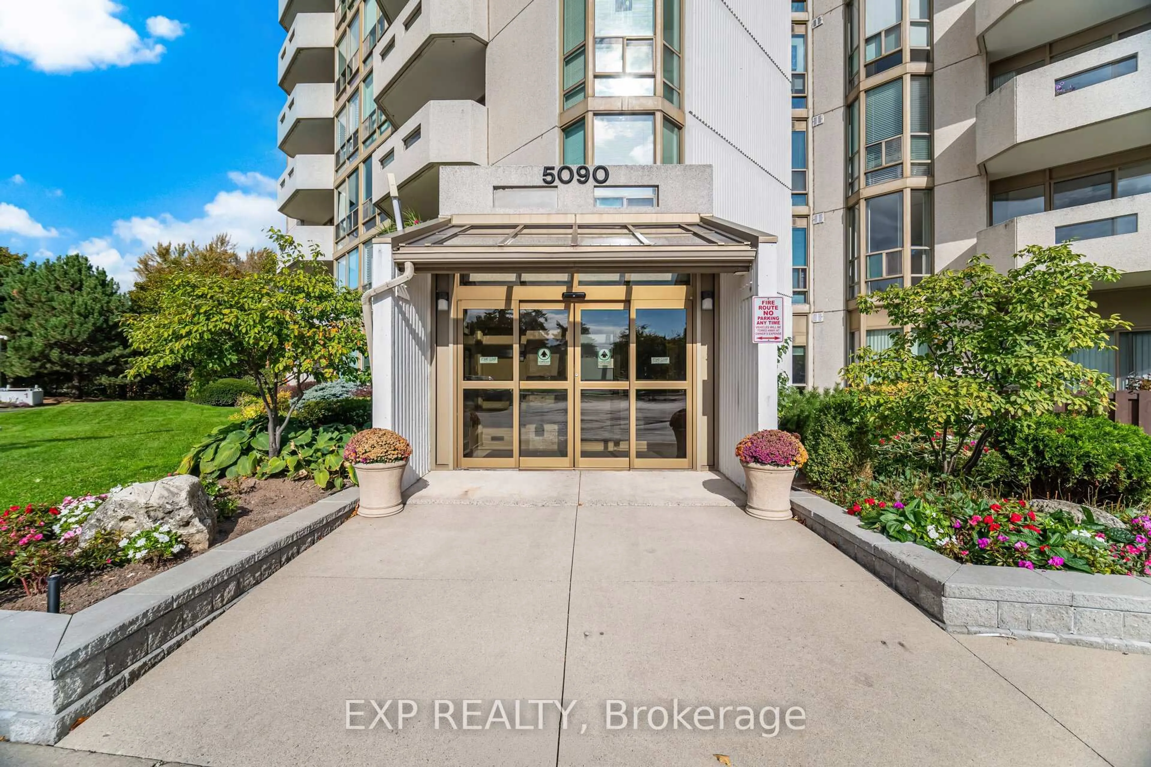 Unknown for 5090 Pinedale Ave #806, Burlington Ontario L7L 3V8