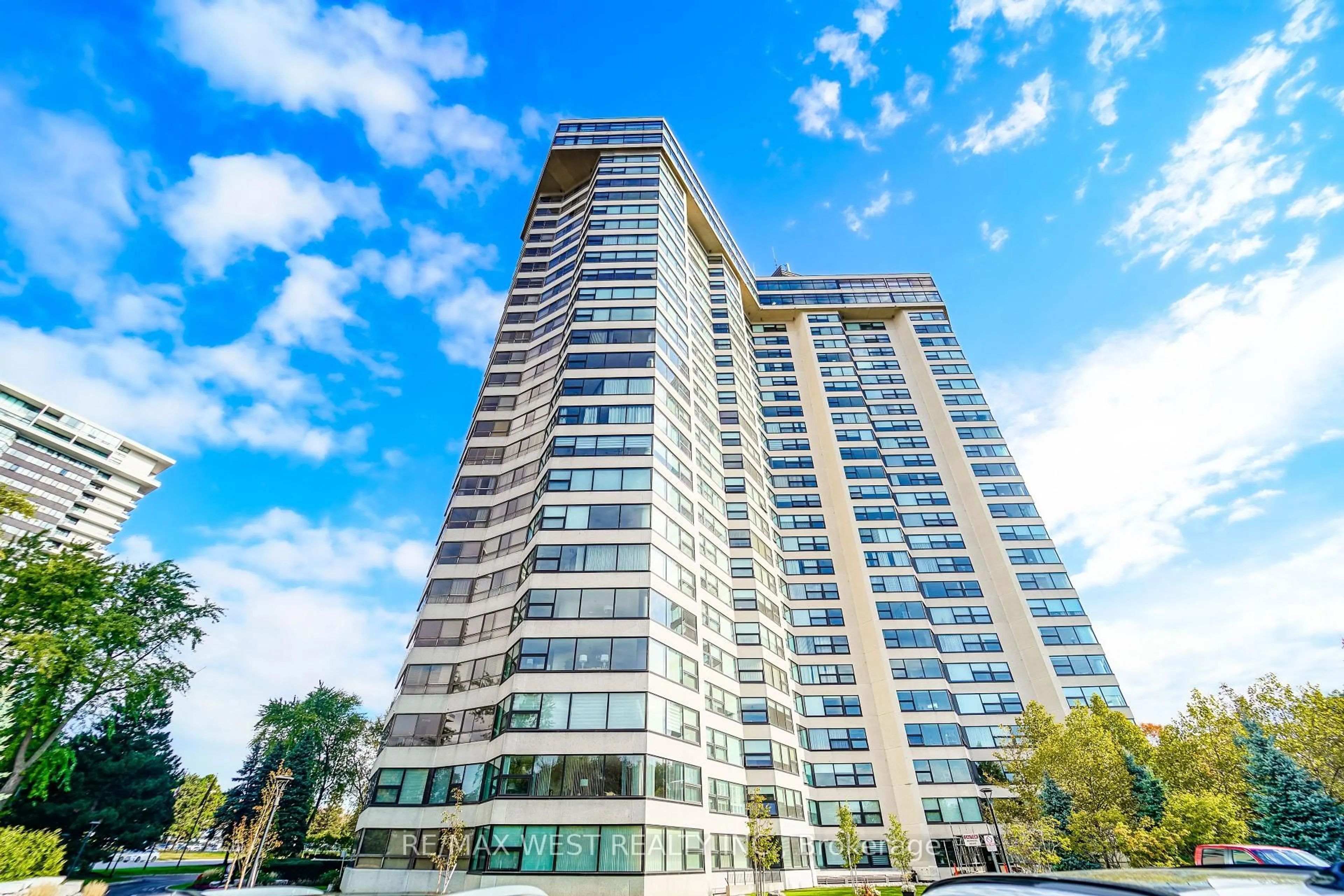 Unknown for 1300 Bloor St #1709, Mississauga Ontario L4Y 3Z2