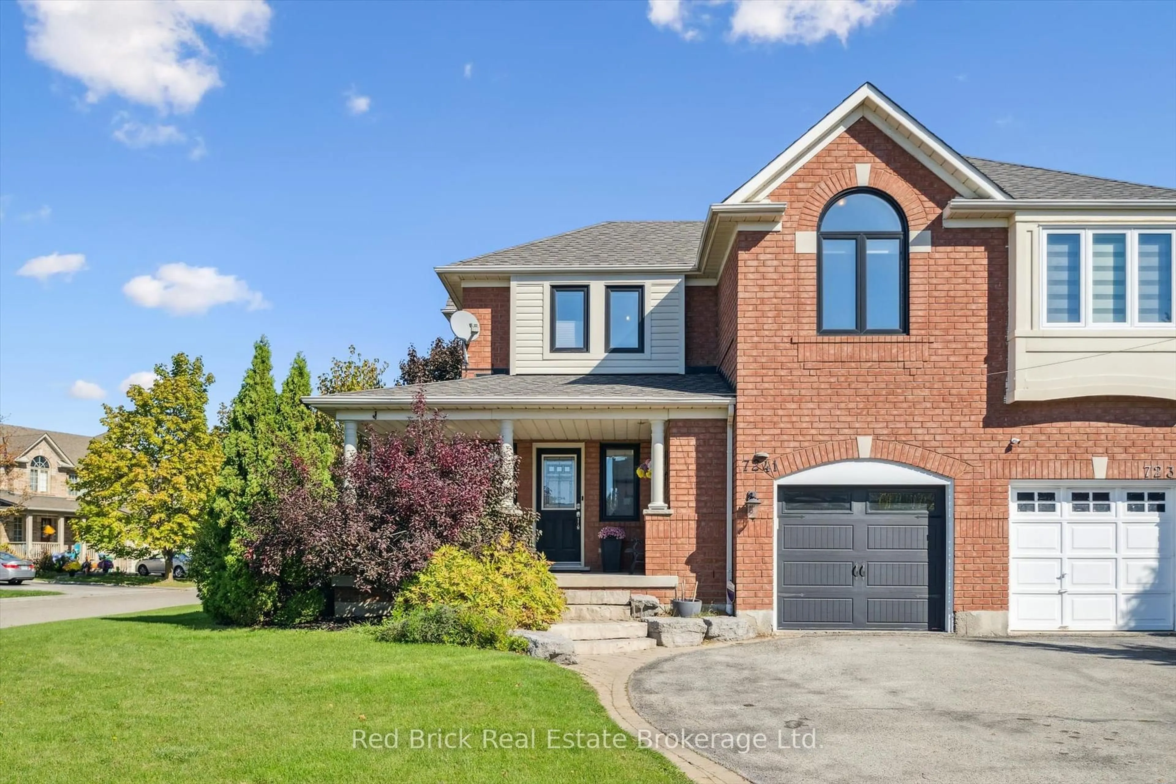 Home with brick exterior material, street for 7241 Torrisdale Lane, Mississauga Ontario L5N 7Y7