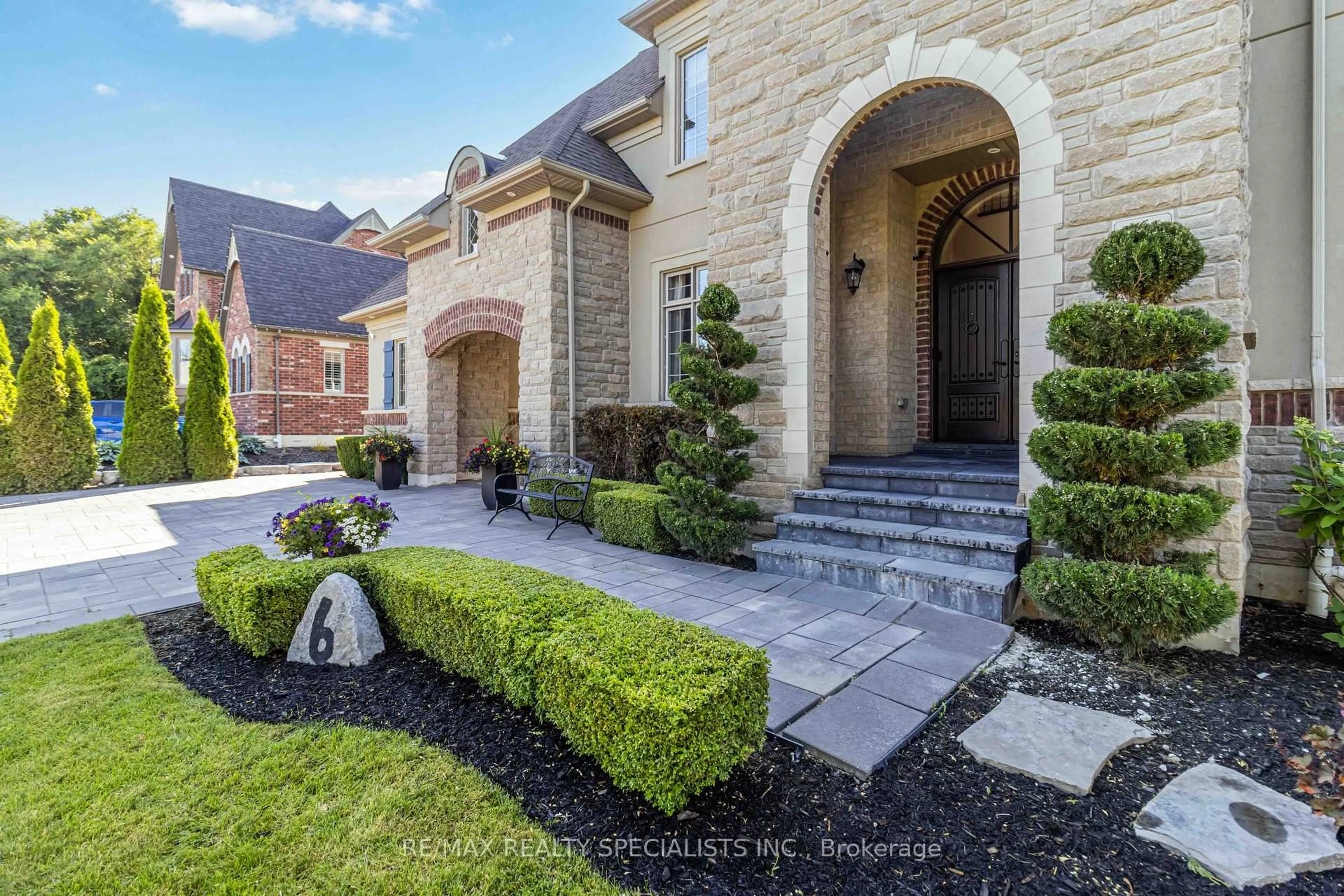 Home with brick exterior material, street for 6 Holdroyd Crt, Halton Hills Ontario L7G 0E8