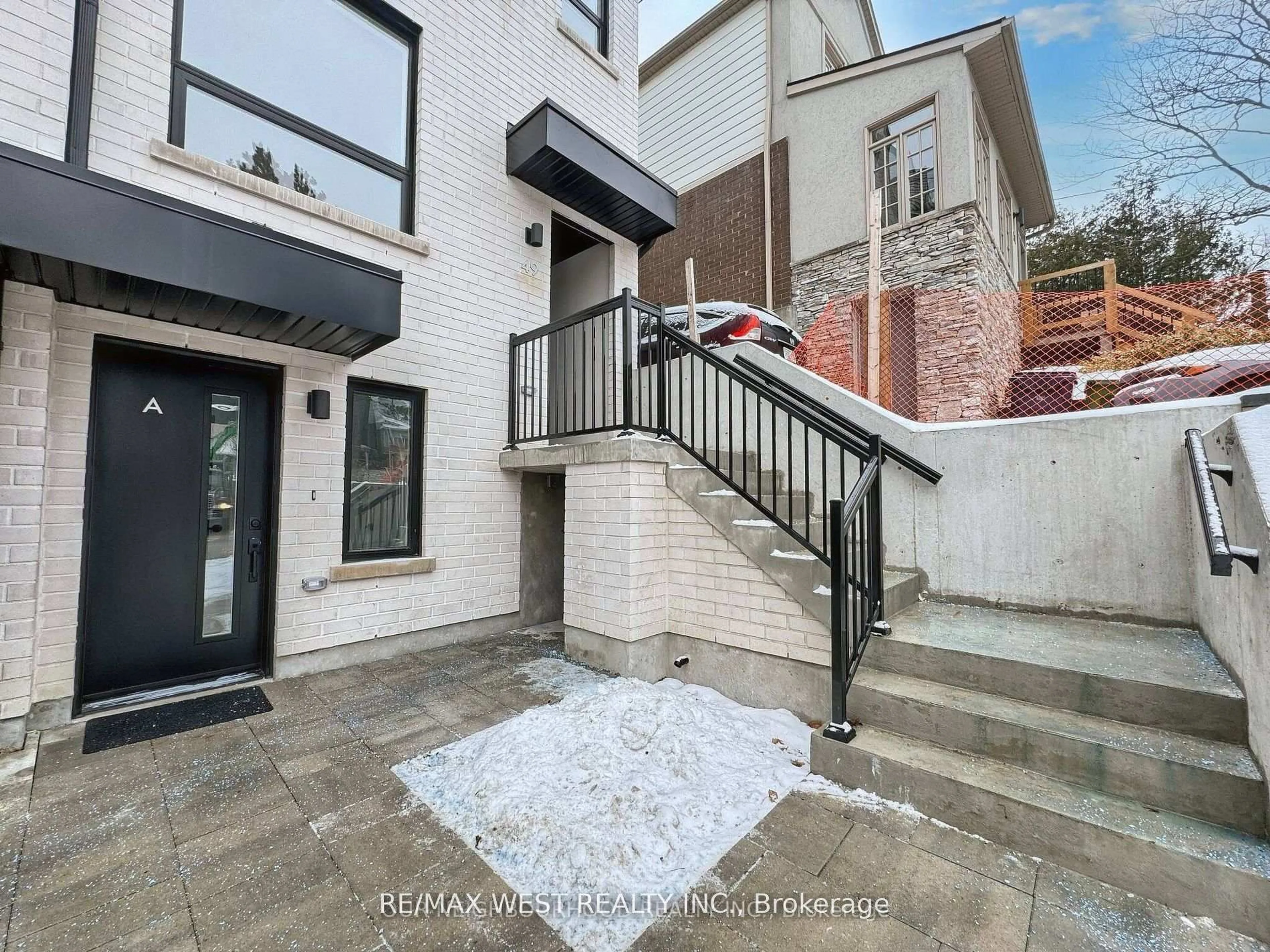 Unknown for 49 Morningside Ave, Toronto Ontario M6S 1C6