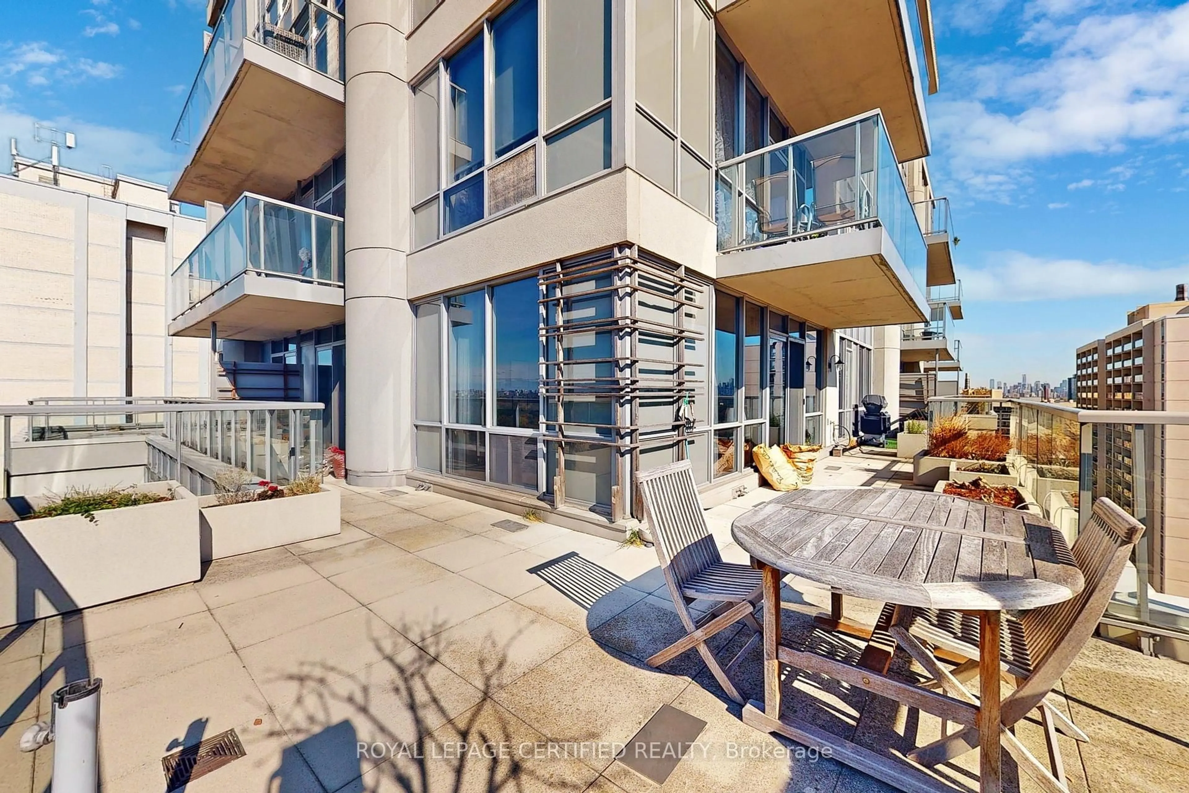 Patio, unknown for 70 High Park Ave #1804, Toronto Ontario M6P 1A1
