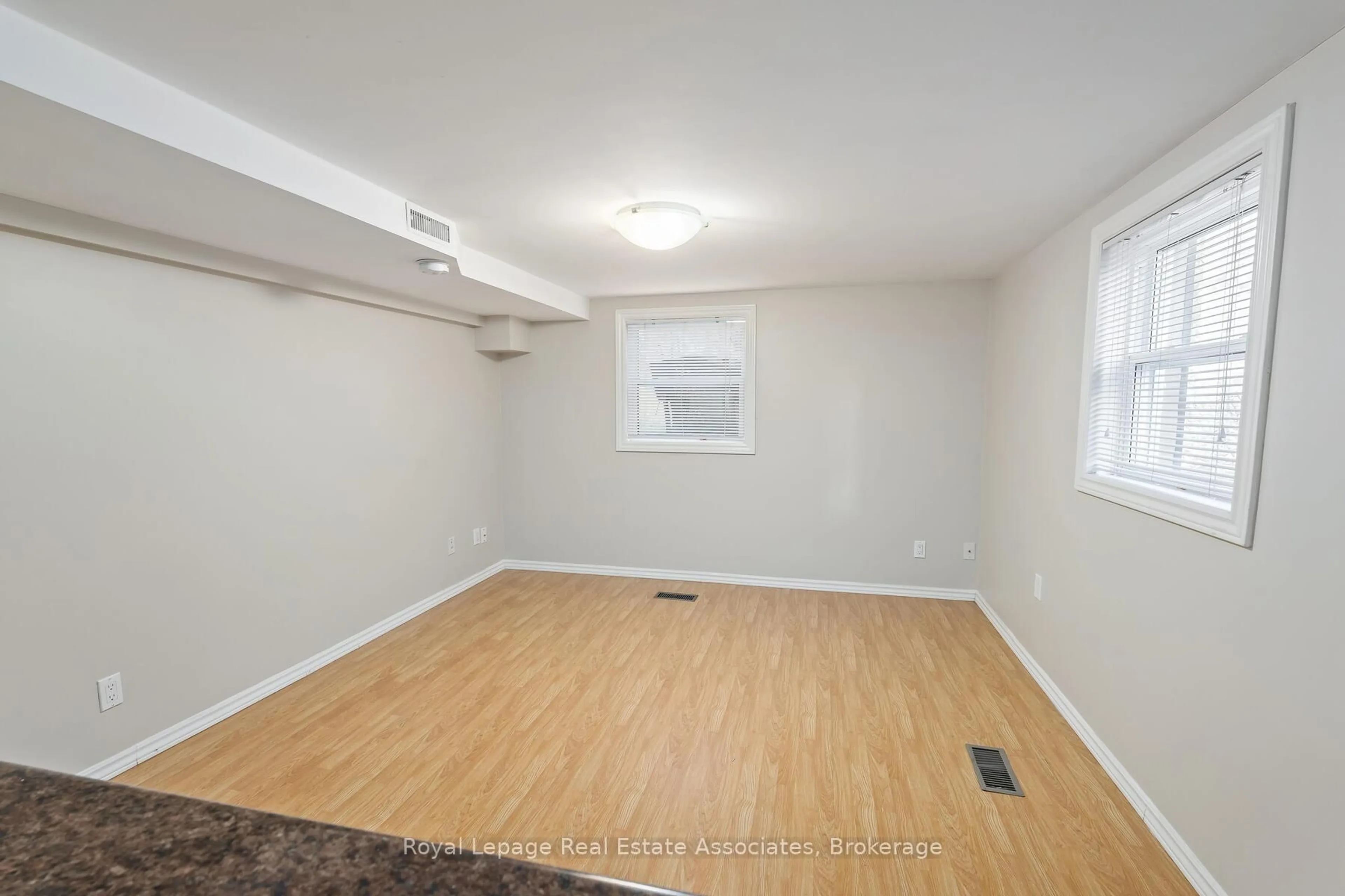 A pic of a room for 17 Academy Rd, Halton Hills Ontario L7G 3N7