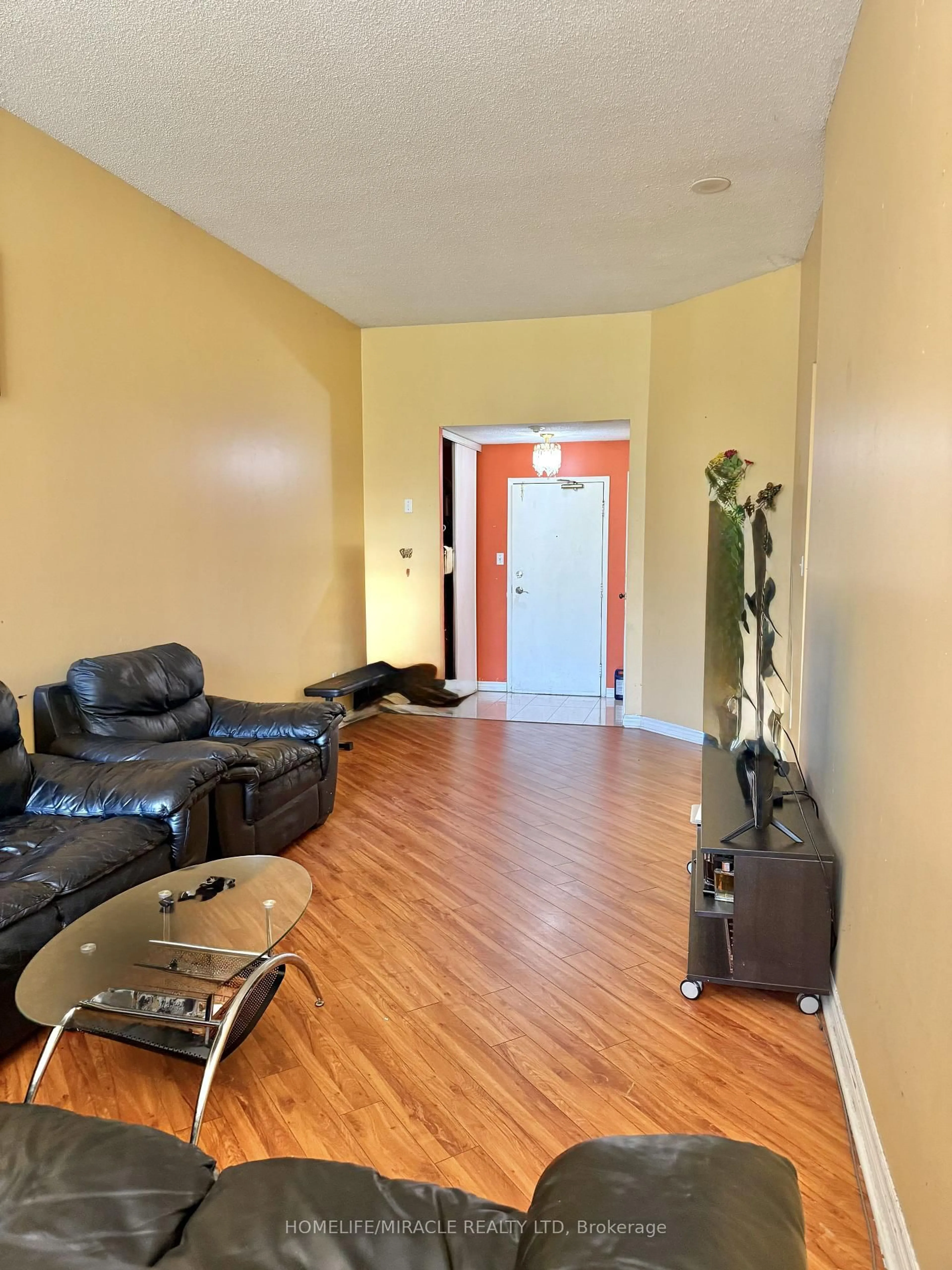 A pic of a room for 1 Rowntree Rd #114, Toronto Ontario M9V 5G7