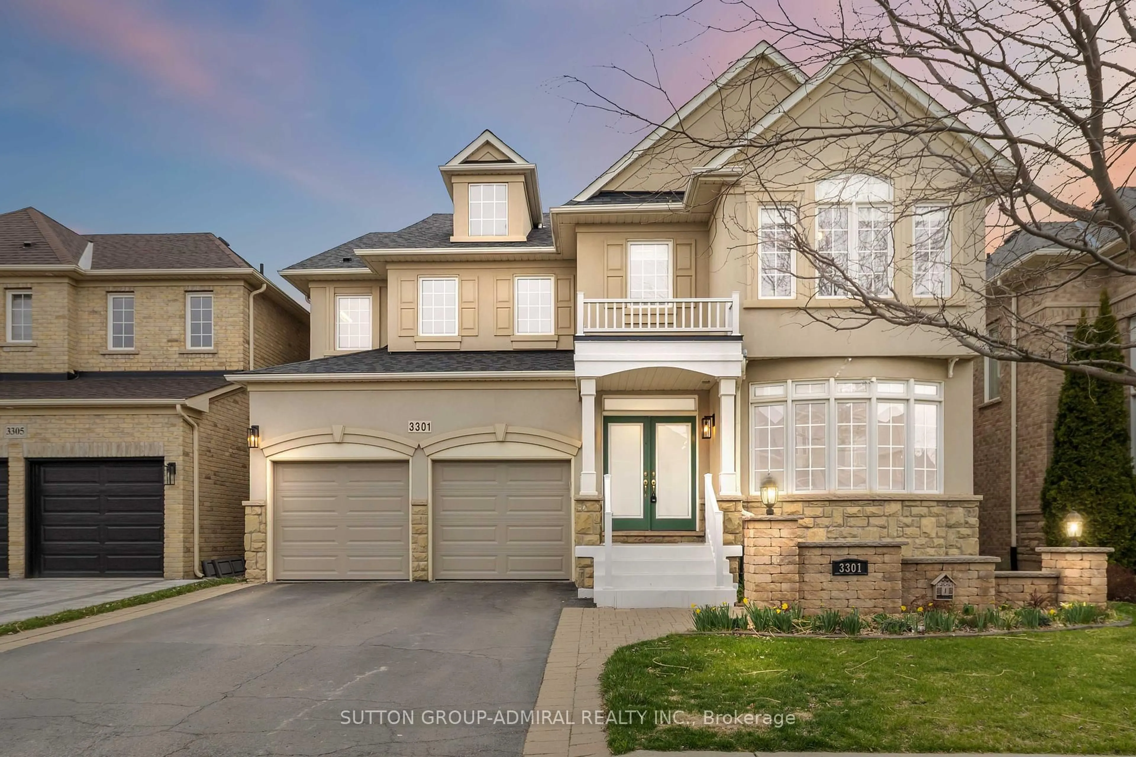 Home with brick exterior material, street for 3301 Skipton Lane, Oakville Ontario L6M 0K2