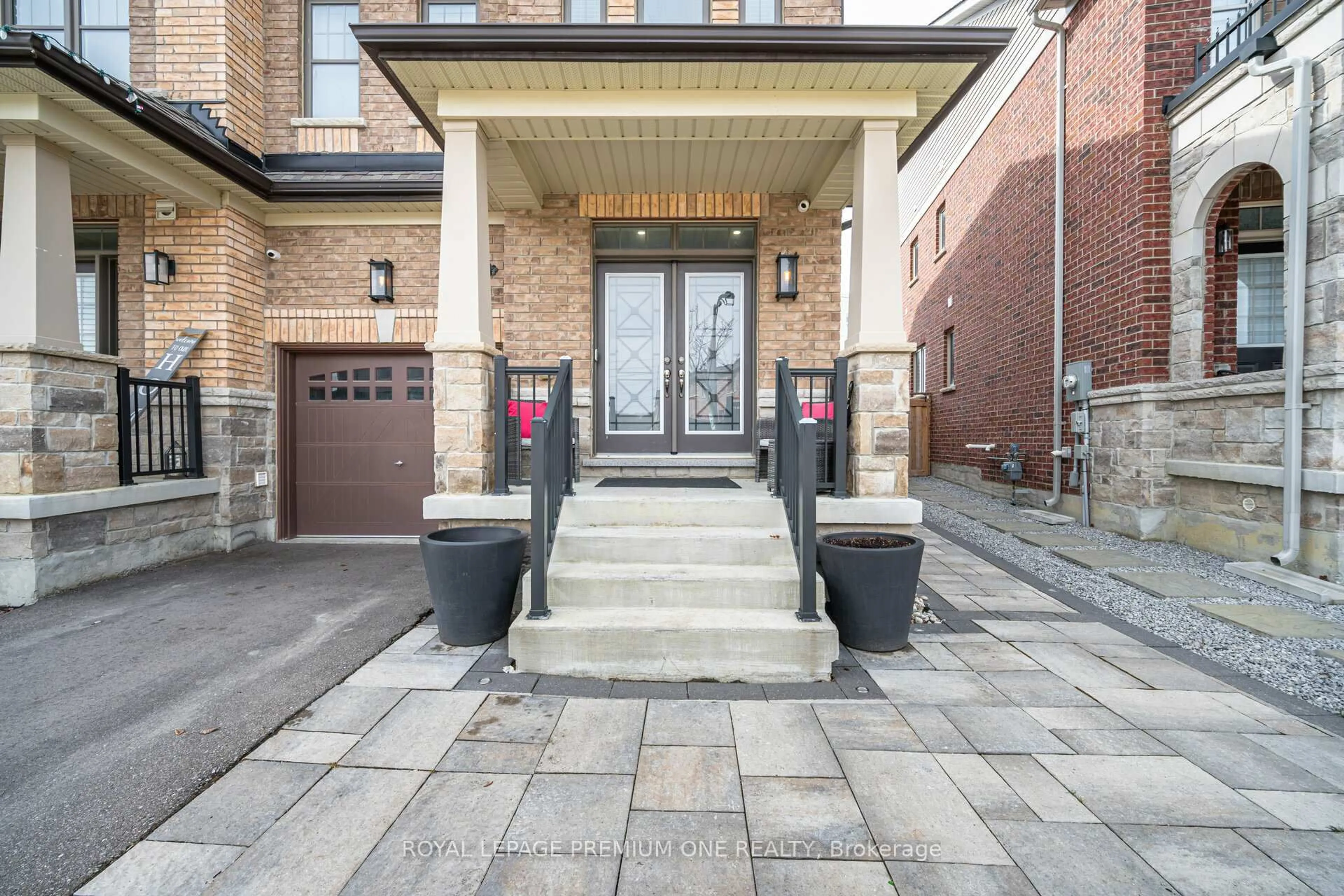 Unknown for 110 Morra Ave, Caledon Ontario L7E 4K8