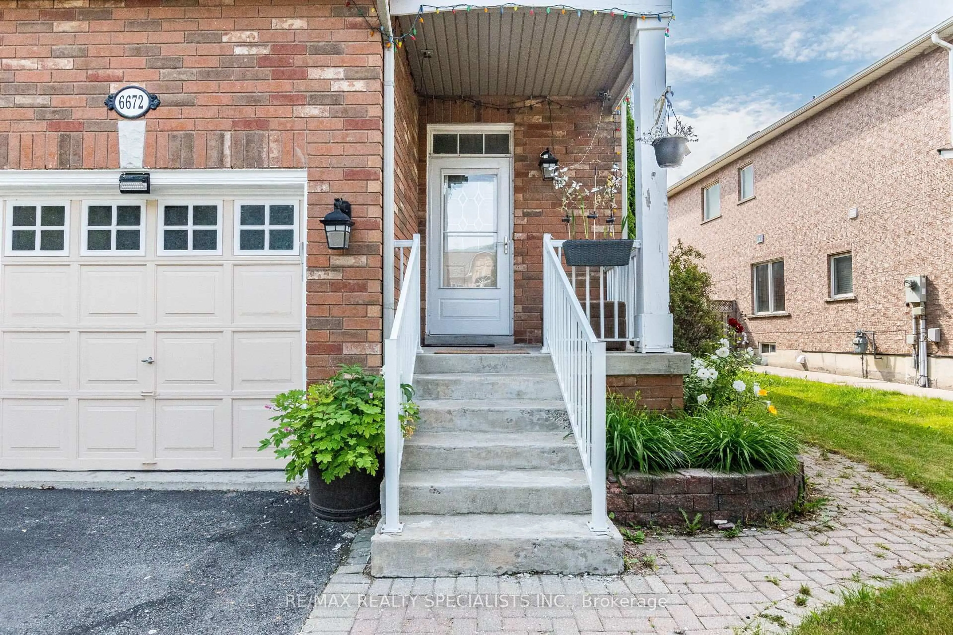 Unknown for 6672 Opera Glass Cres, Mississauga Ontario L5W 1R8