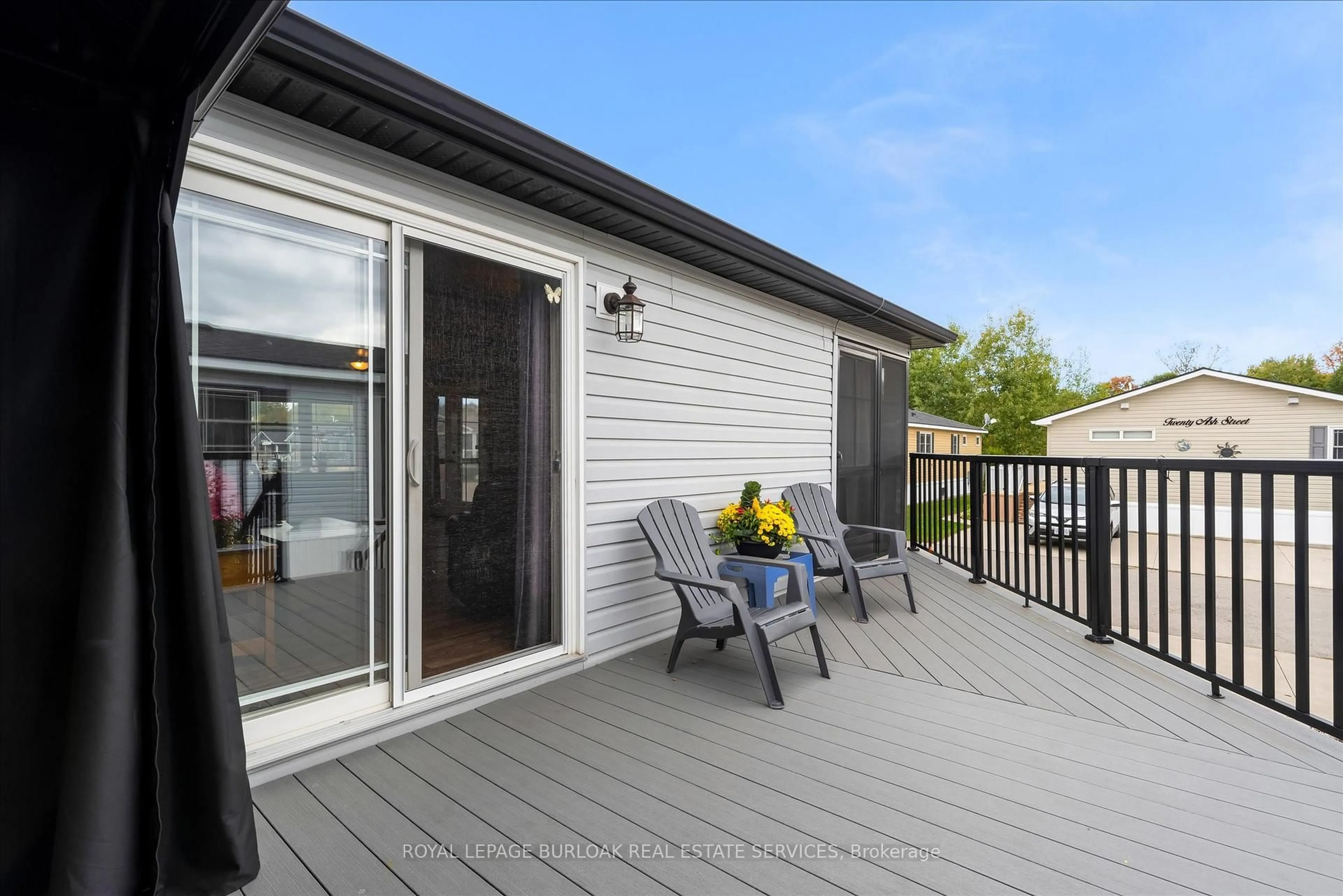 Patio, street for 4449 Milburough Line #17 Ash, Burlington Ontario L7P 0C5