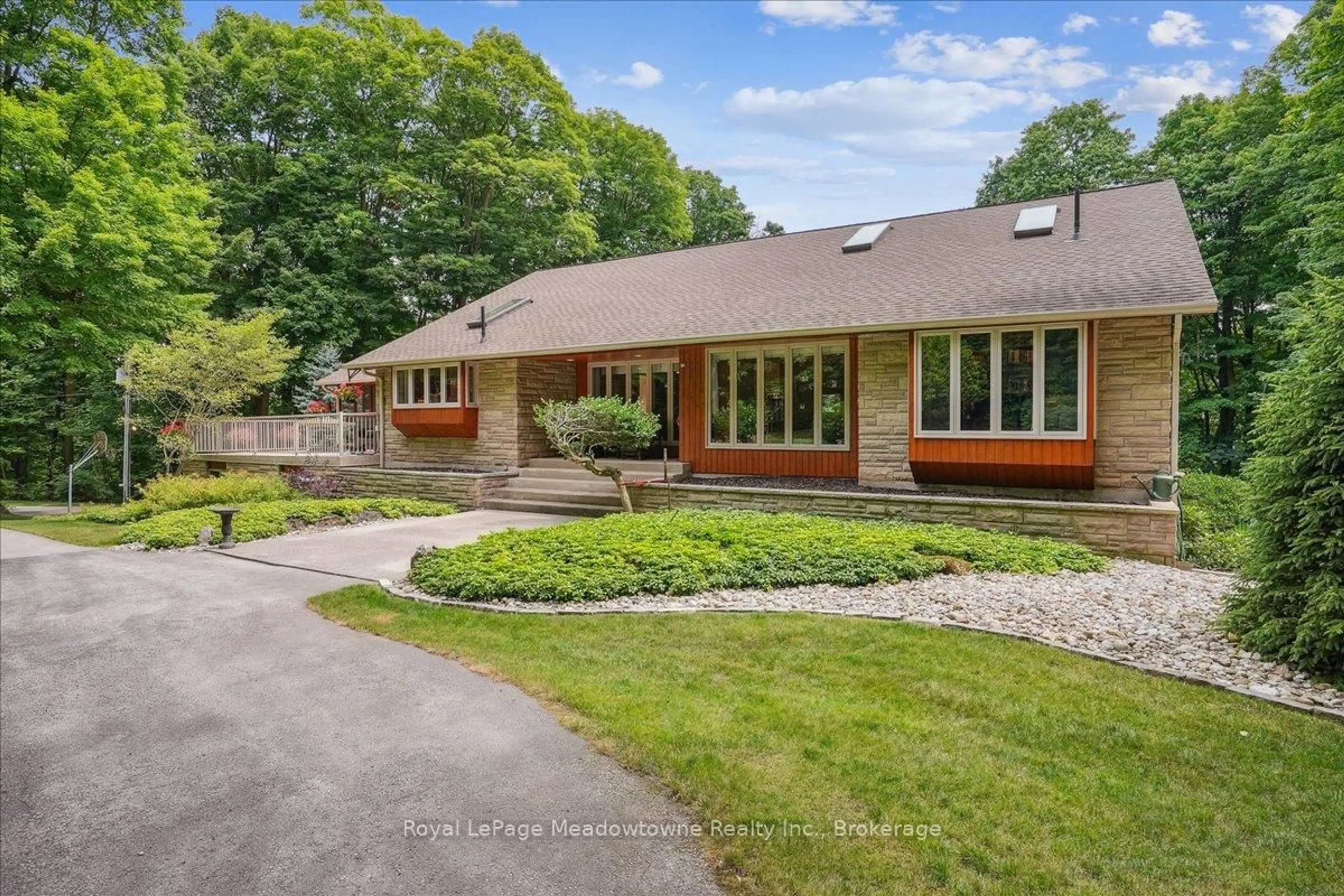 Home with brick exterior material, street for 5590 STEELES Ave, Milton Ontario L9E 0R5