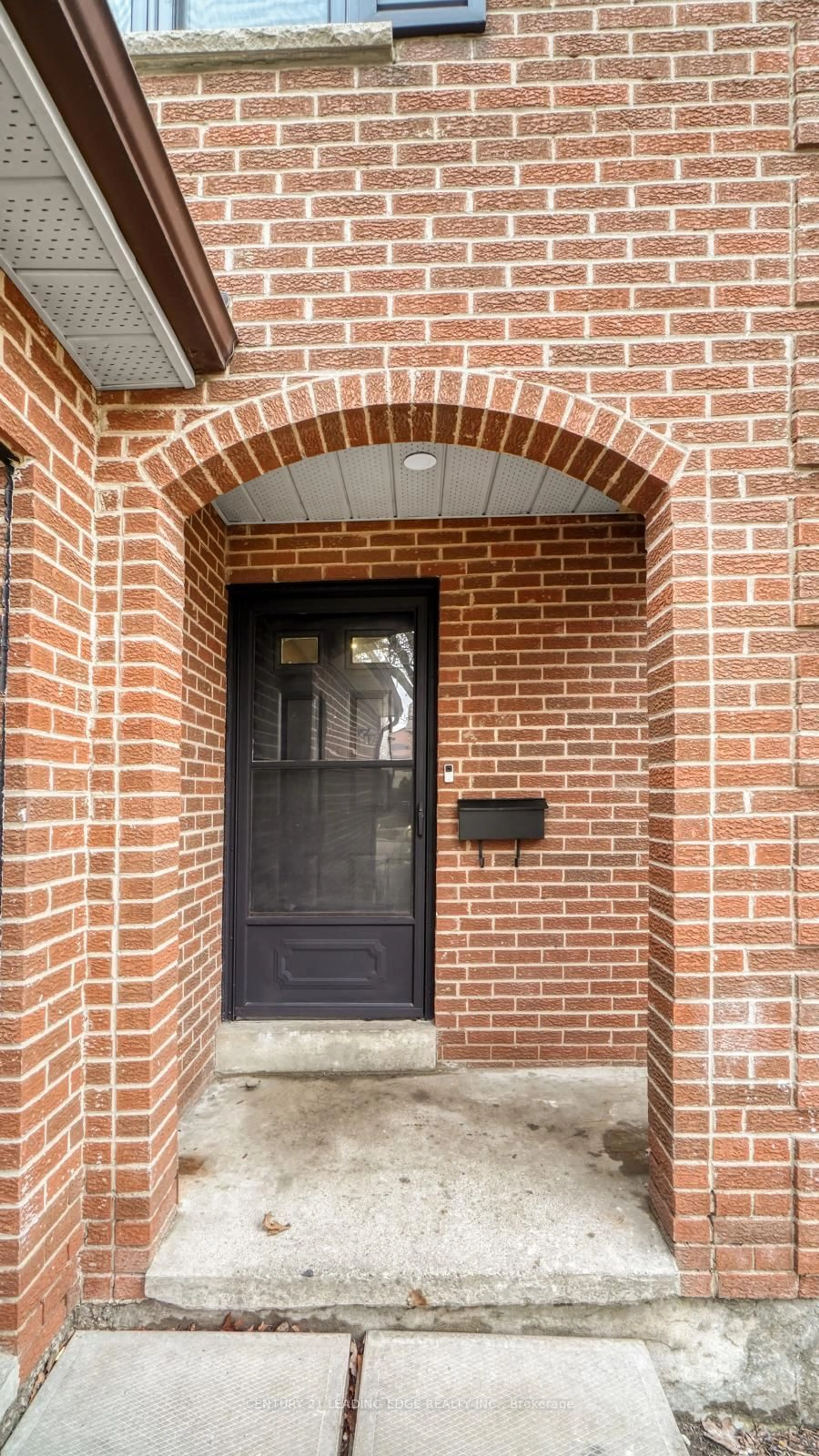Home with brick exterior material, street for 4064 Teakwood Dr, Mississauga Ontario L5C 3L5