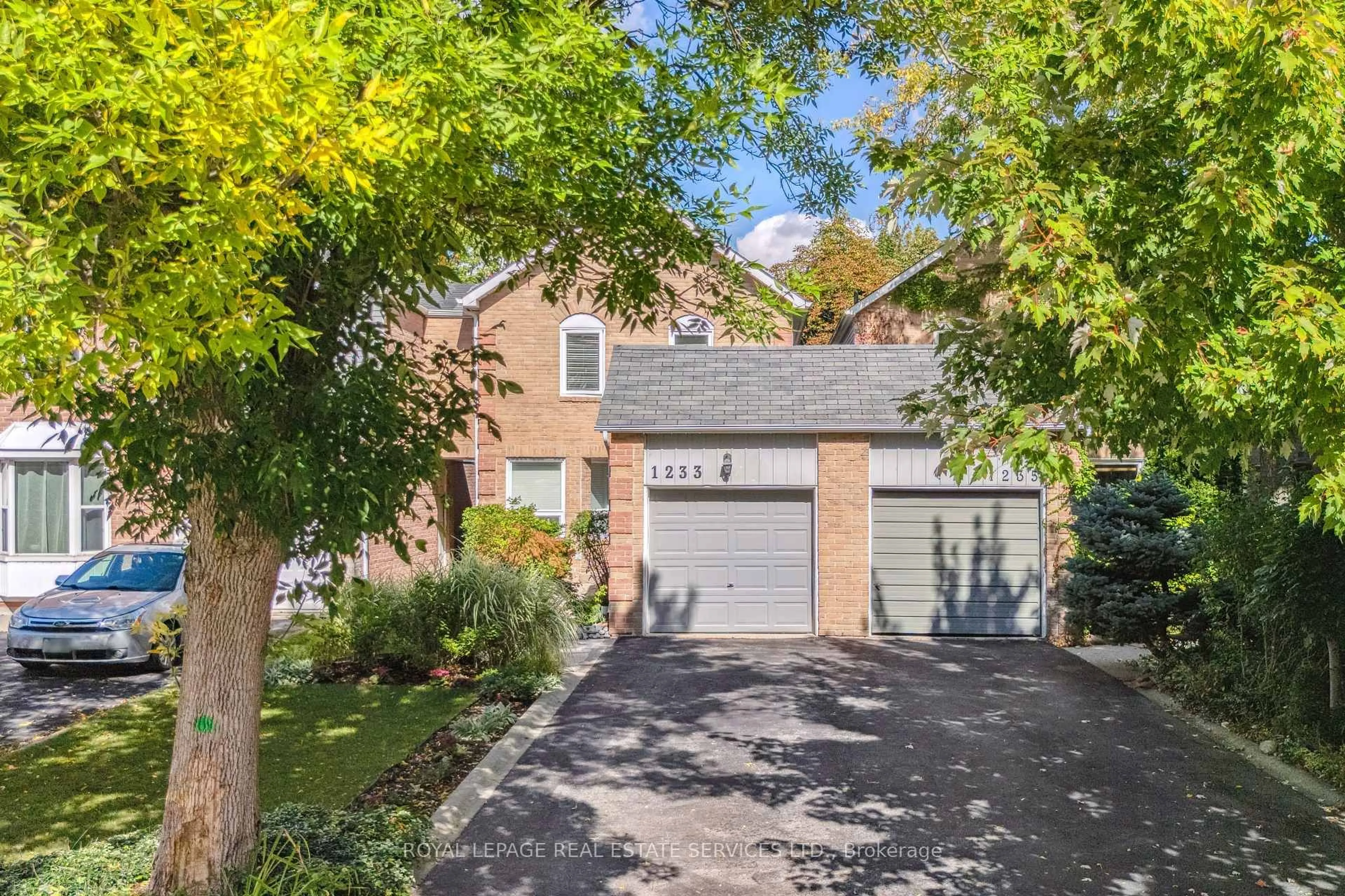 Unknown for 1233 Hedgestone Cres, Oakville Ontario L6M 1X6