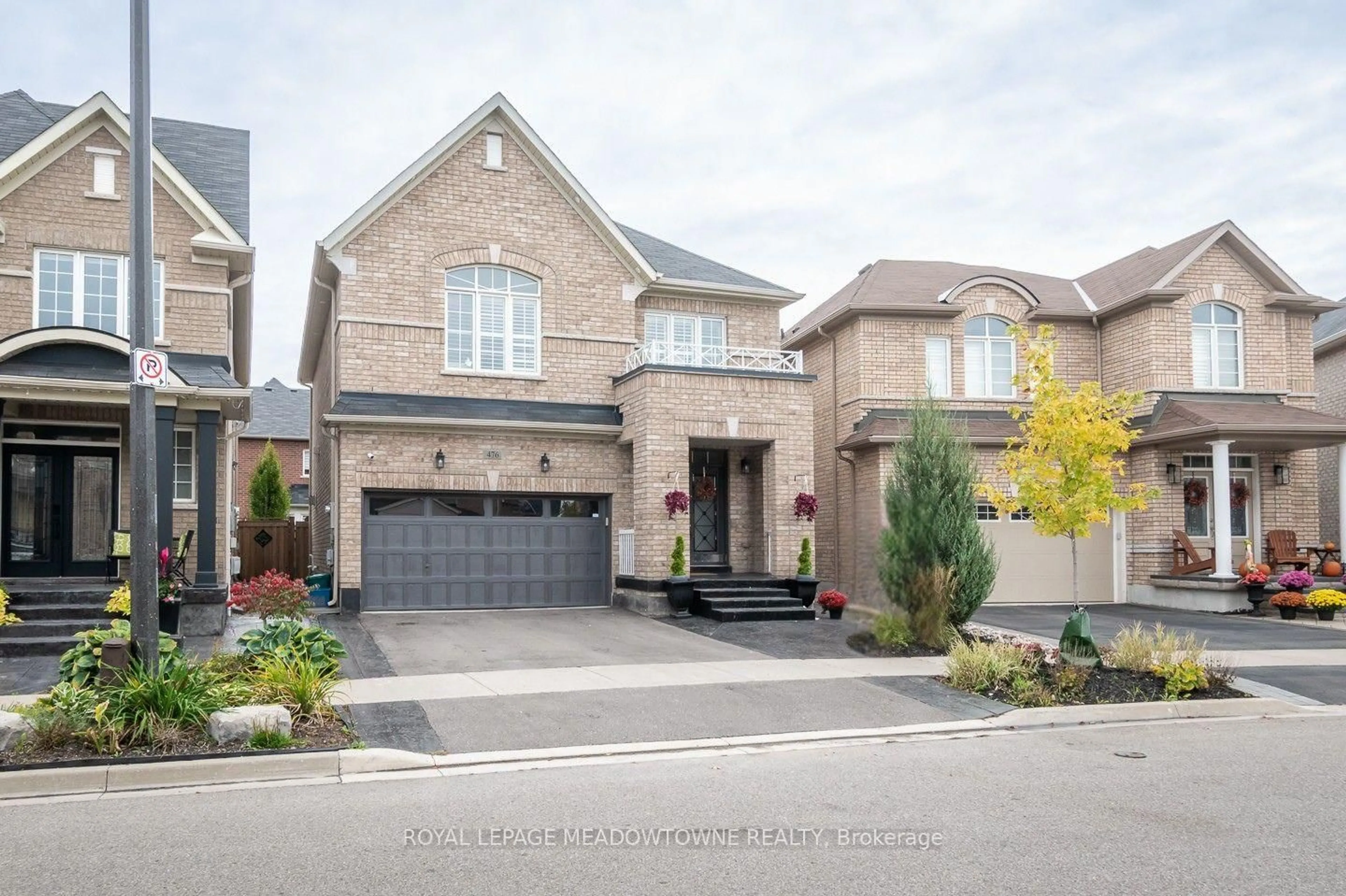 Home with brick exterior material, street for 476 Mcgibbon Dr, Milton Ontario L9T 5K7