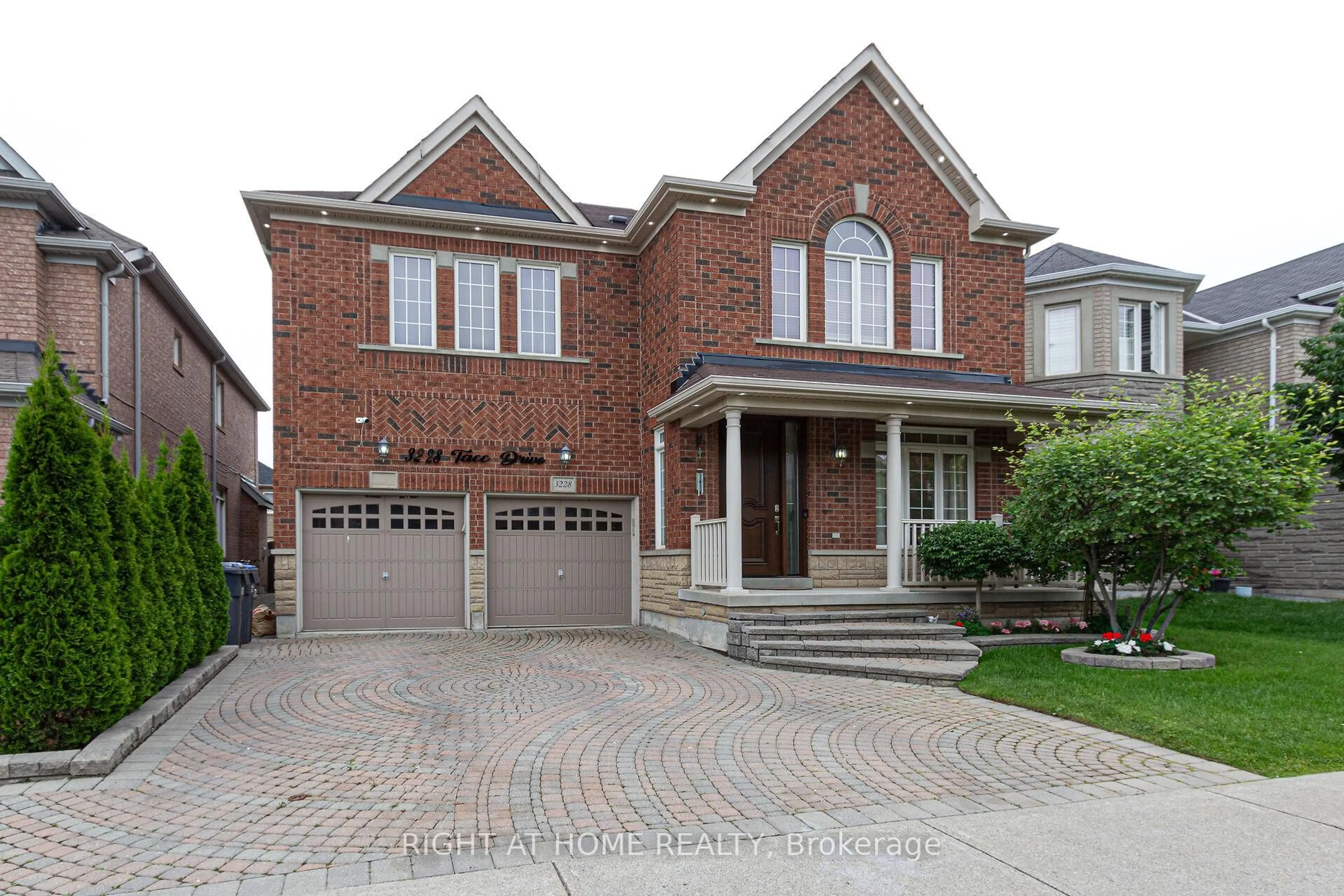 Home with brick exterior material, street for 3228 TACC Dr, Mississauga Ontario L6M 0H3