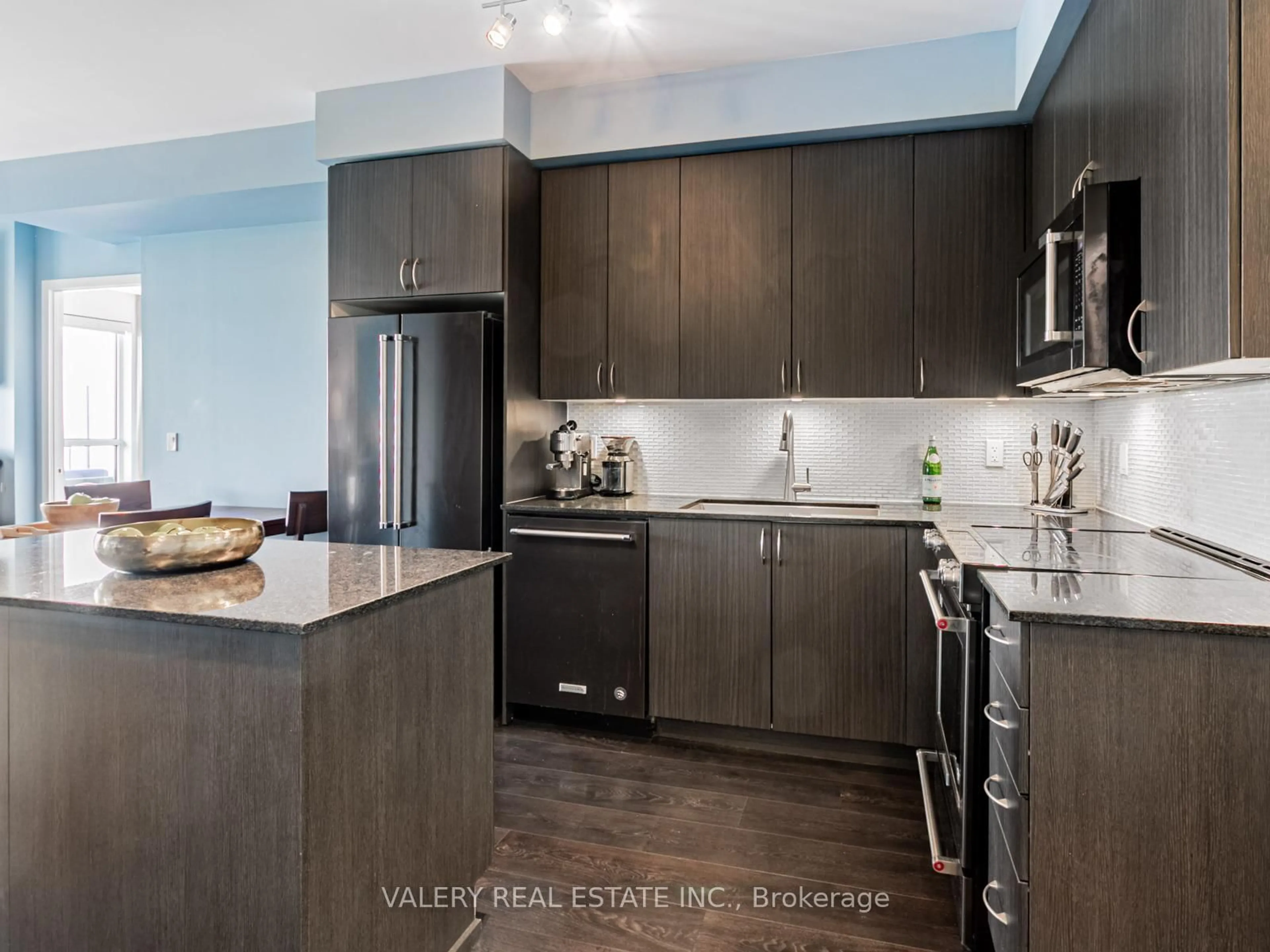 Unknown for 4655 Glen Erin Dr #1002, Mississauga Ontario L5M 0Z1