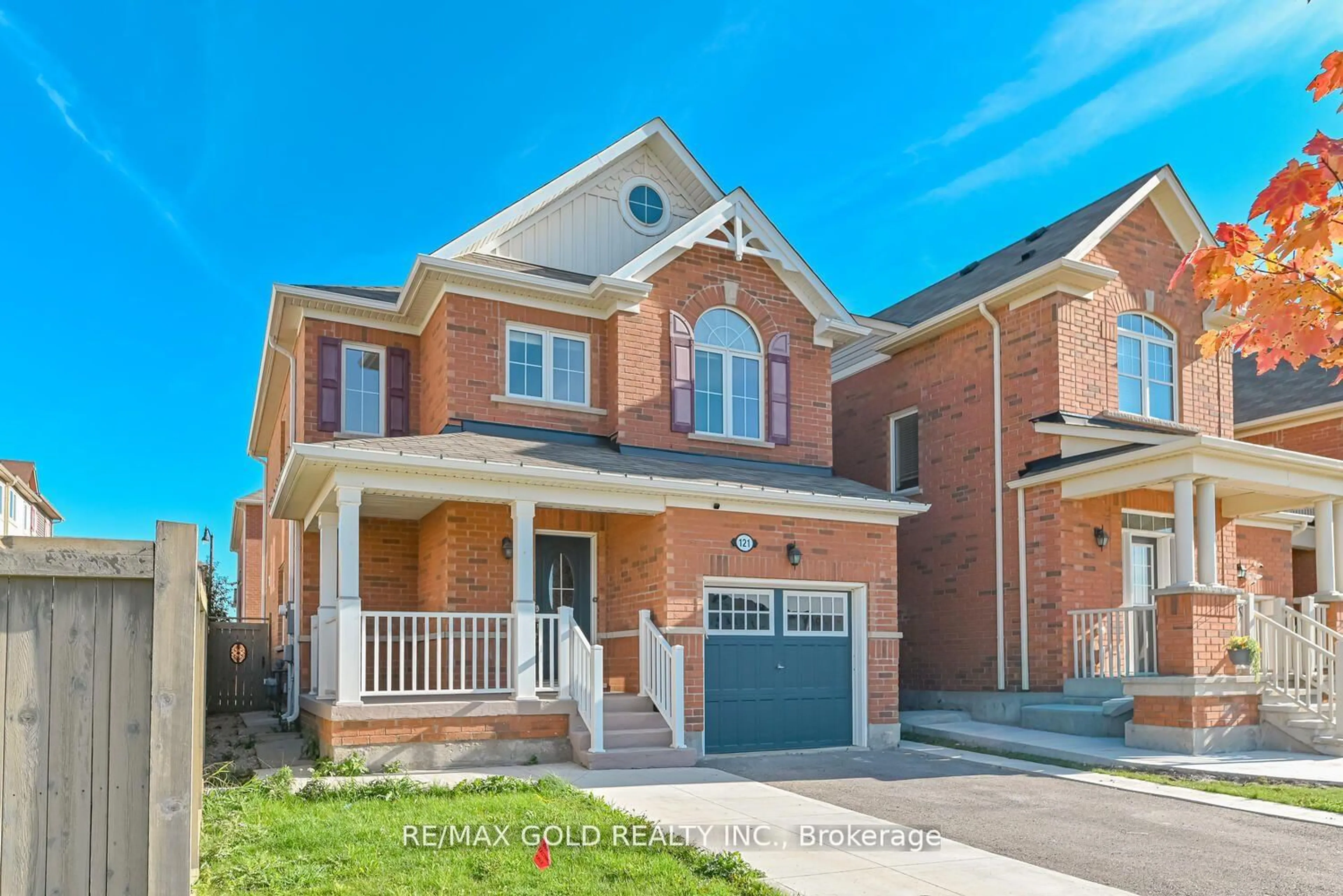 Home with brick exterior material, street for 121 Buick Blvd, Brampton Ontario L7A 0Z2