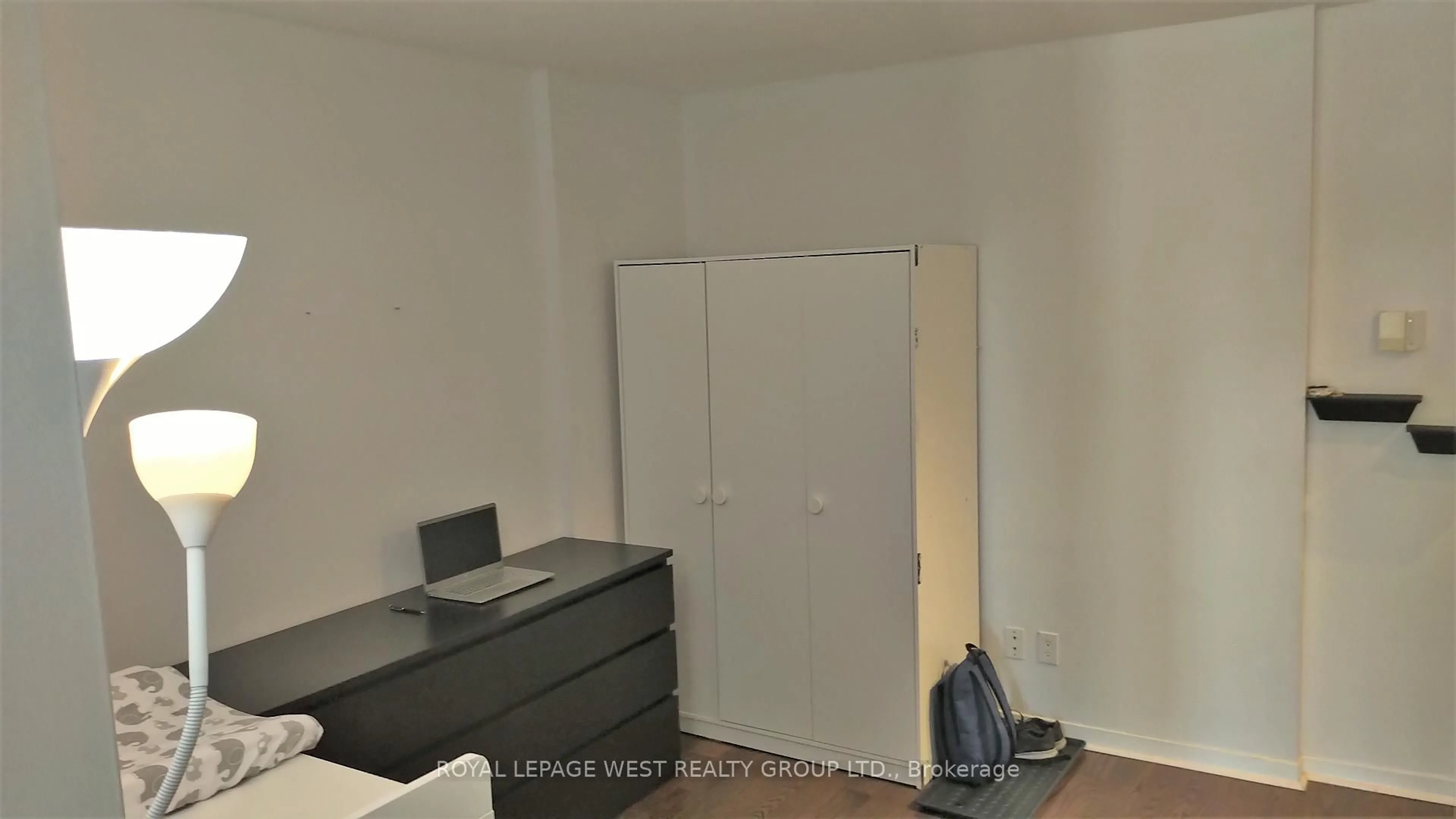 A pic of a room for 1040 The Queensway #217, Toronto Ontario M8Z 1P7