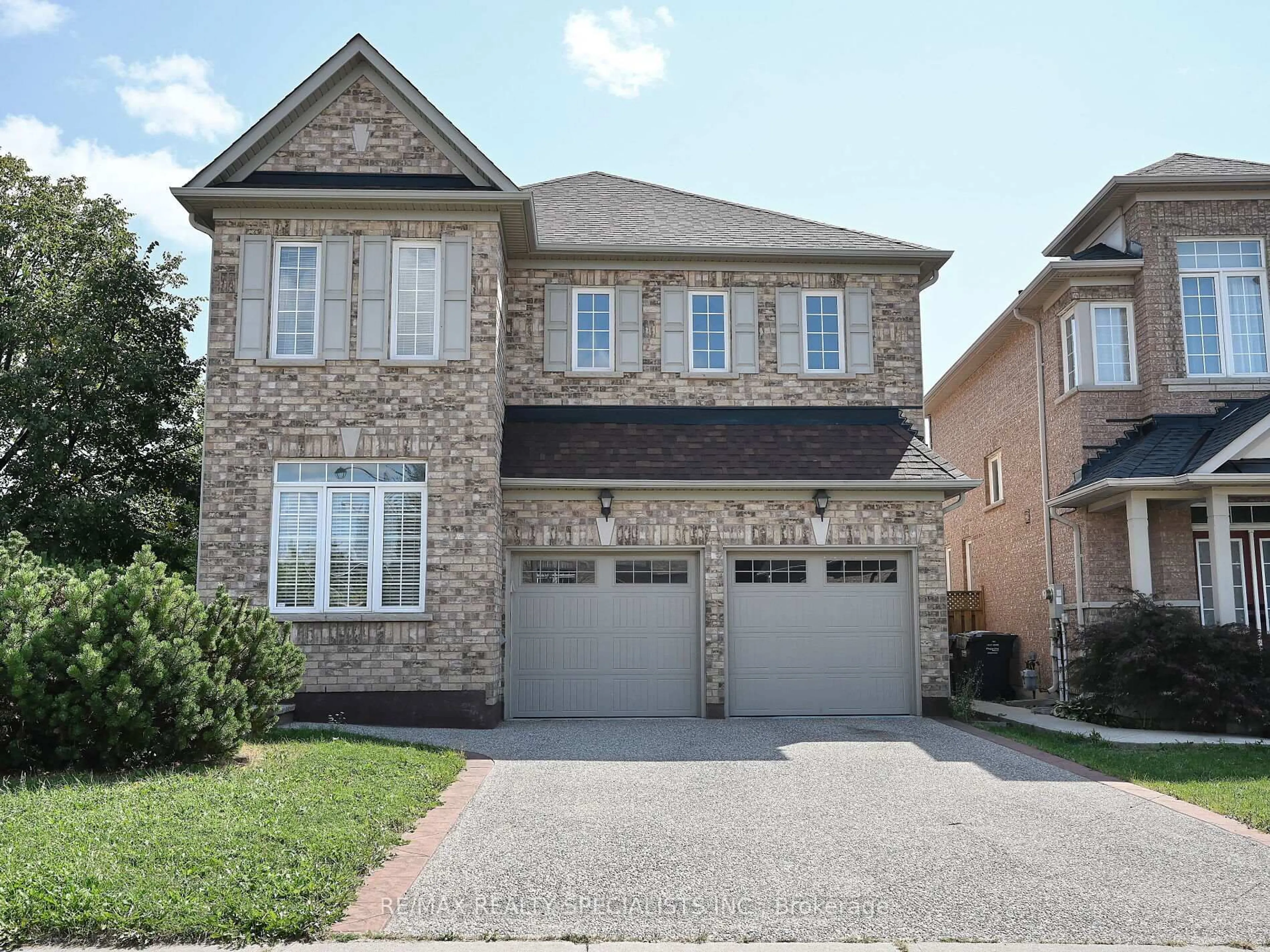 Home with brick exterior material, street for 138 Southlake Blvd, Brampton Ontario L6V 4S7