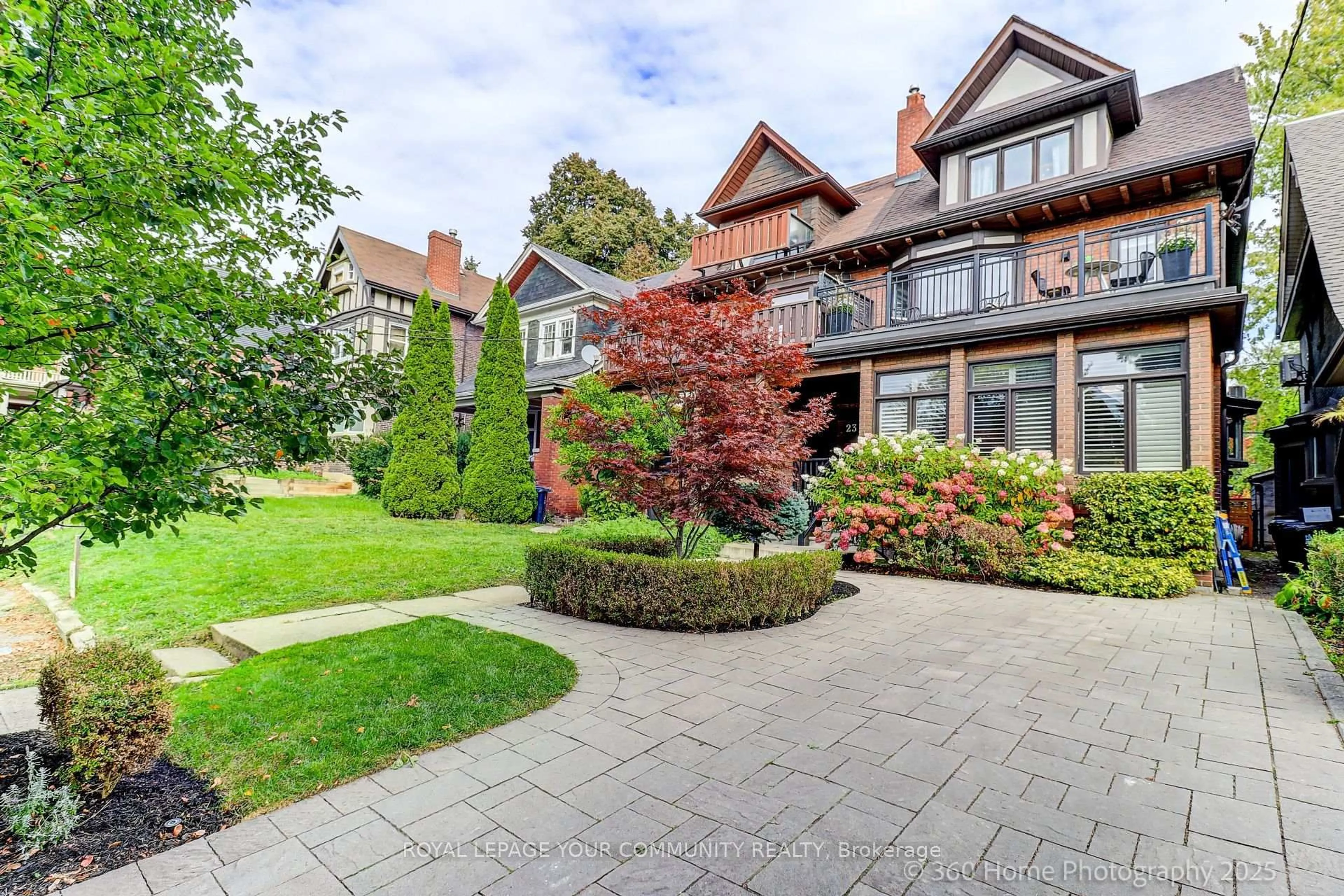 Home with brick exterior material, street for 21 Wilson Park Rd, Toronto Ontario M6K 3B6