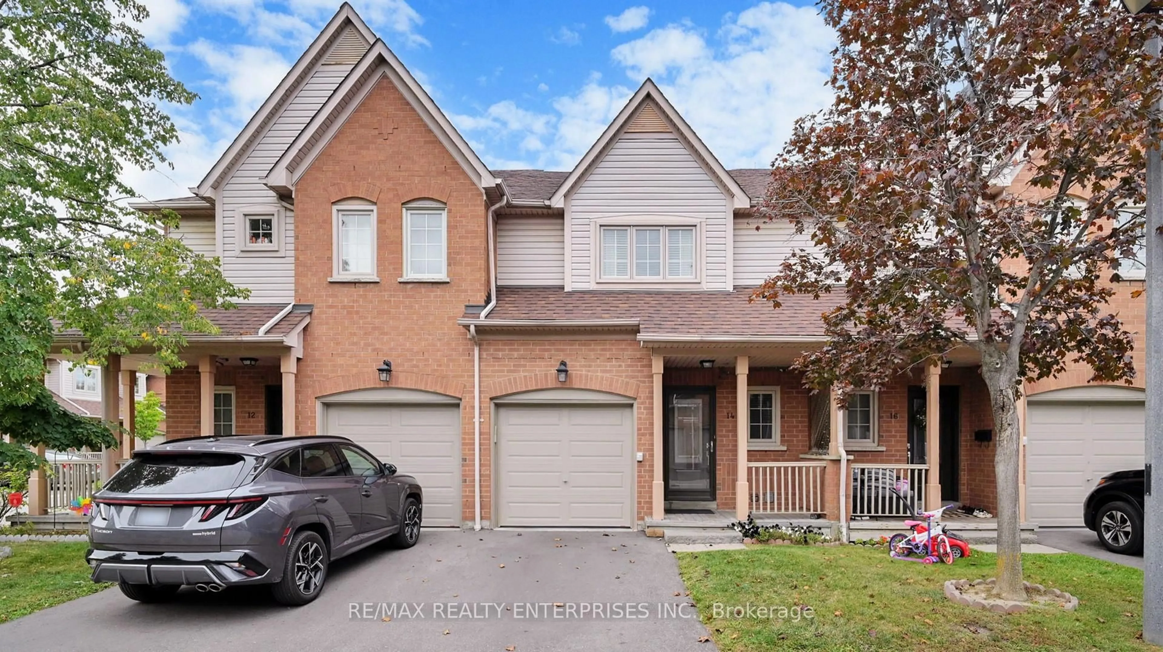 Home with brick exterior material, street for 5223 Fairford Cres #14, Mississauga Ontario L5V 2M6
