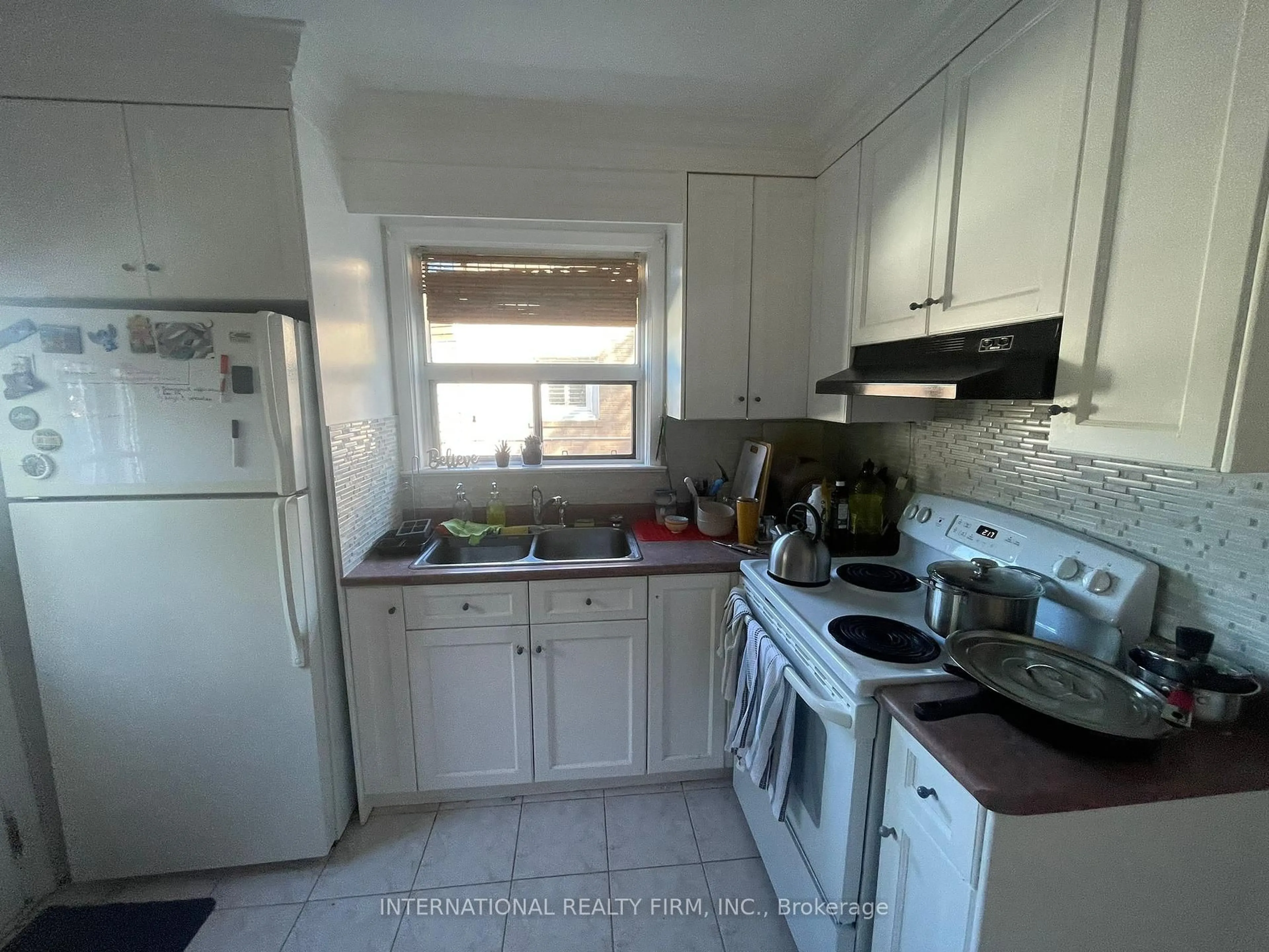 Standard kitchen, unknown for 57 Edinborough Crt, Toronto Ontario M6N 2E9