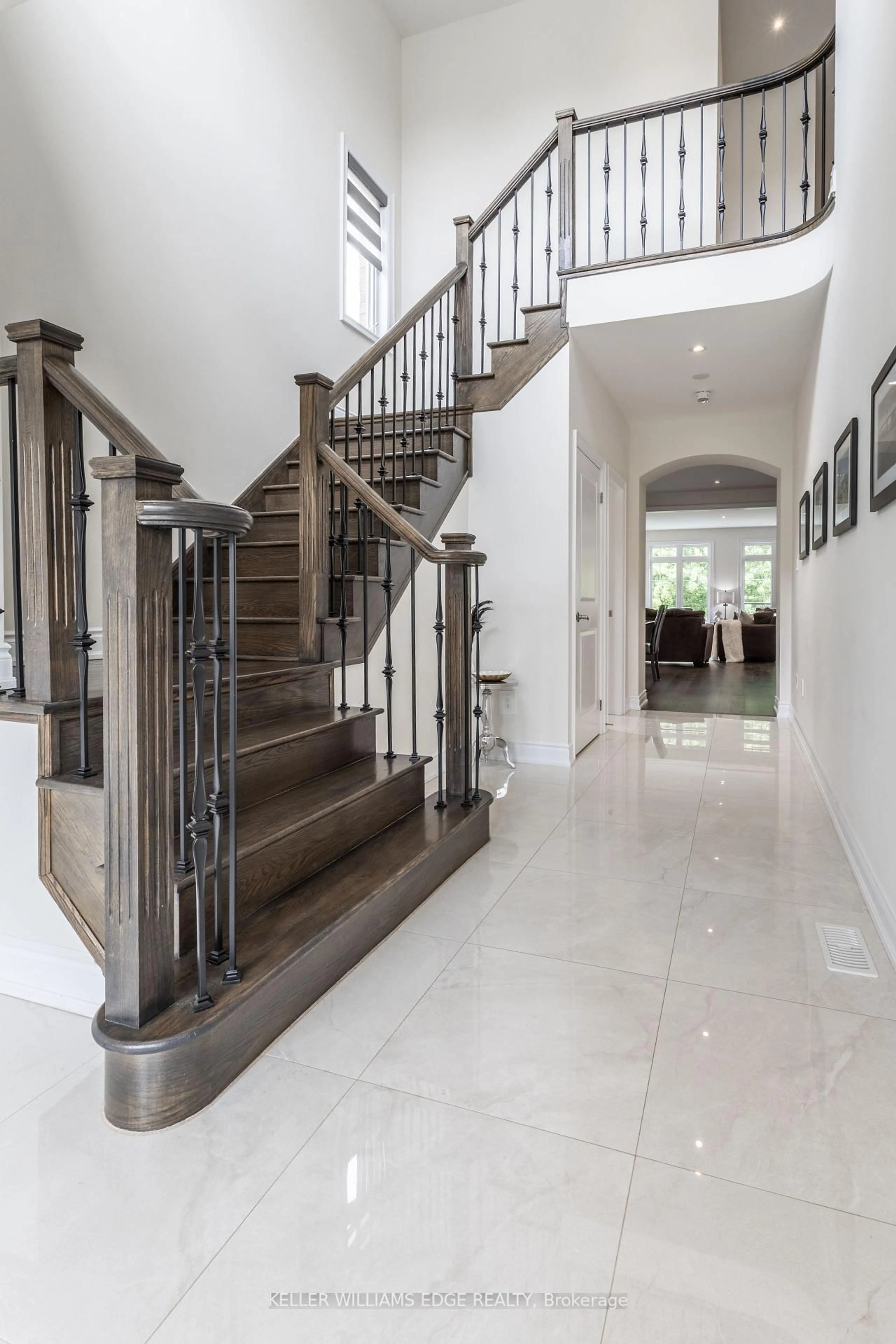 Stairs for 64 Elysian Fields Circ, Brampton Ontario L6Y 6E8