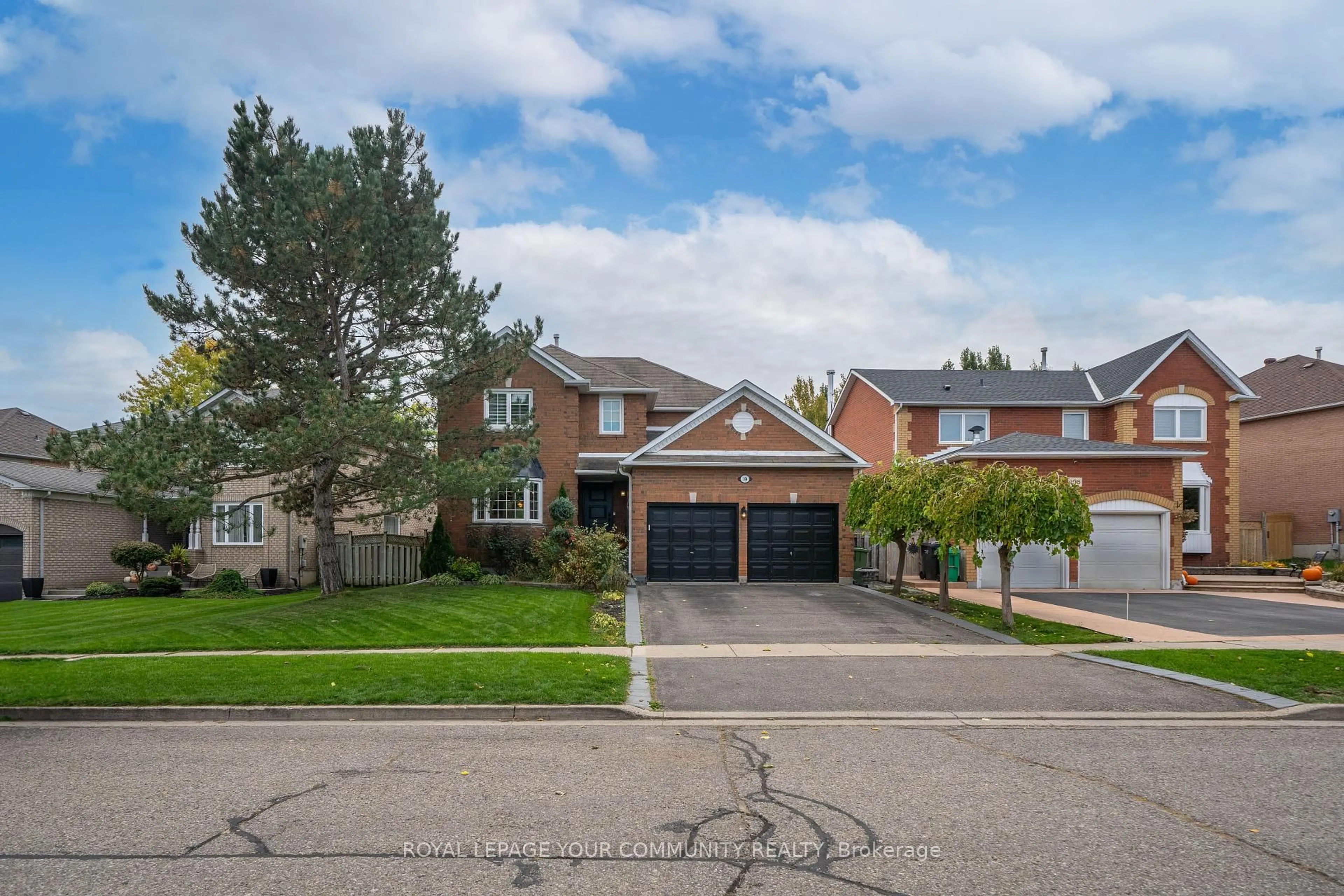 Home with brick exterior material, street for 104 Taylorwood Ave, Caledon Ontario L7E 1H9