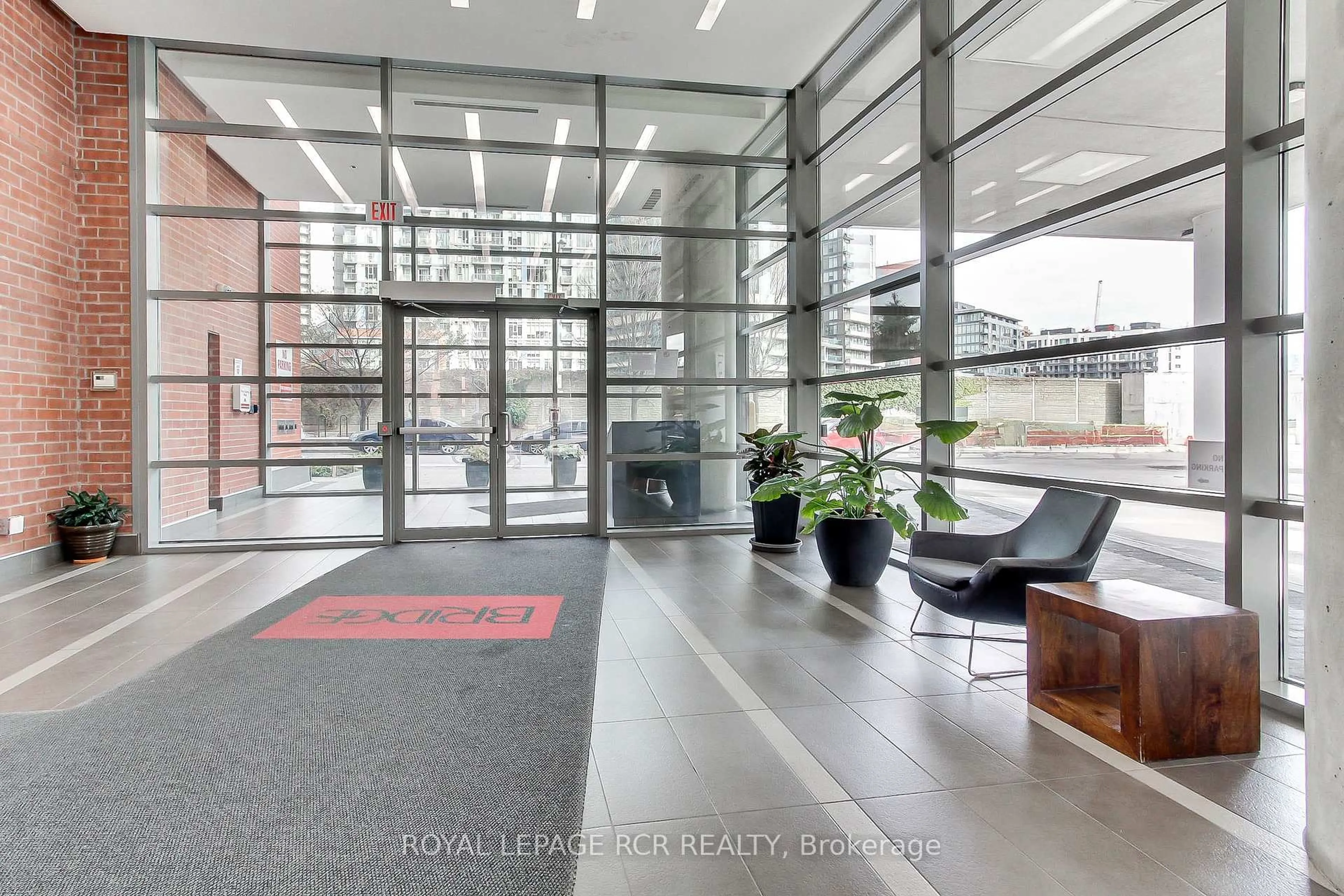 Indoor foyer for 38 Joe Shuster Way #623, Toronto Ontario M6K 0A5