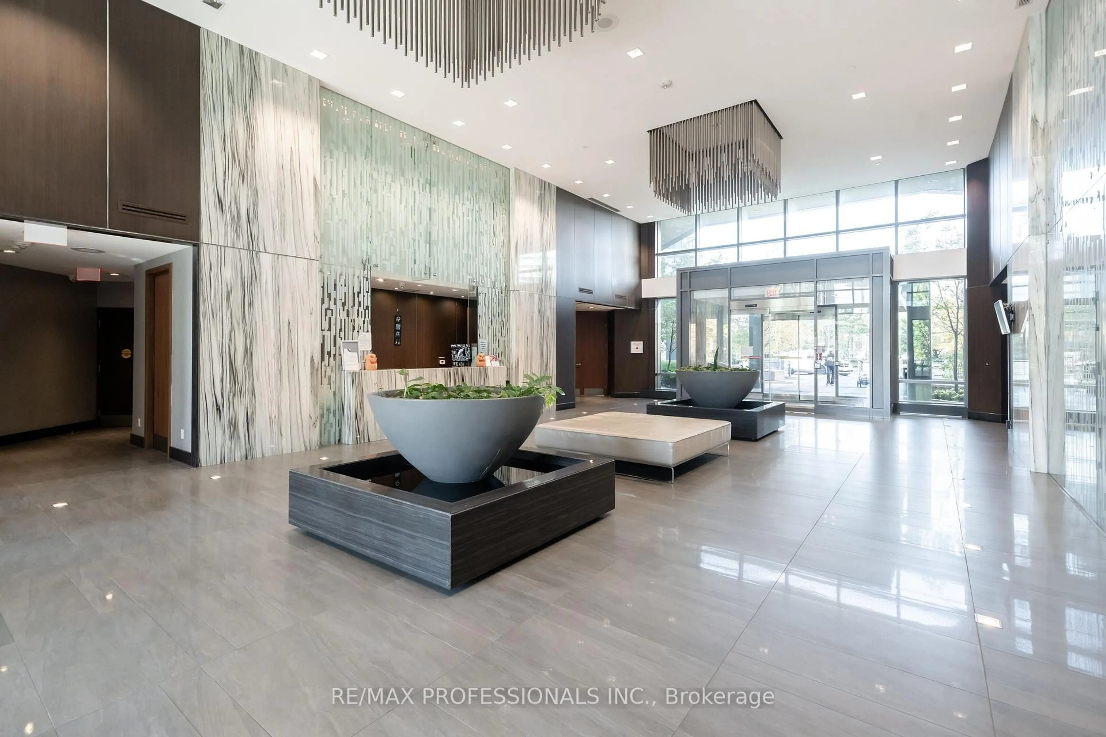 Lobby for 205 Sherway Gardens Rd #610, Toronto Ontario M9C 0A5