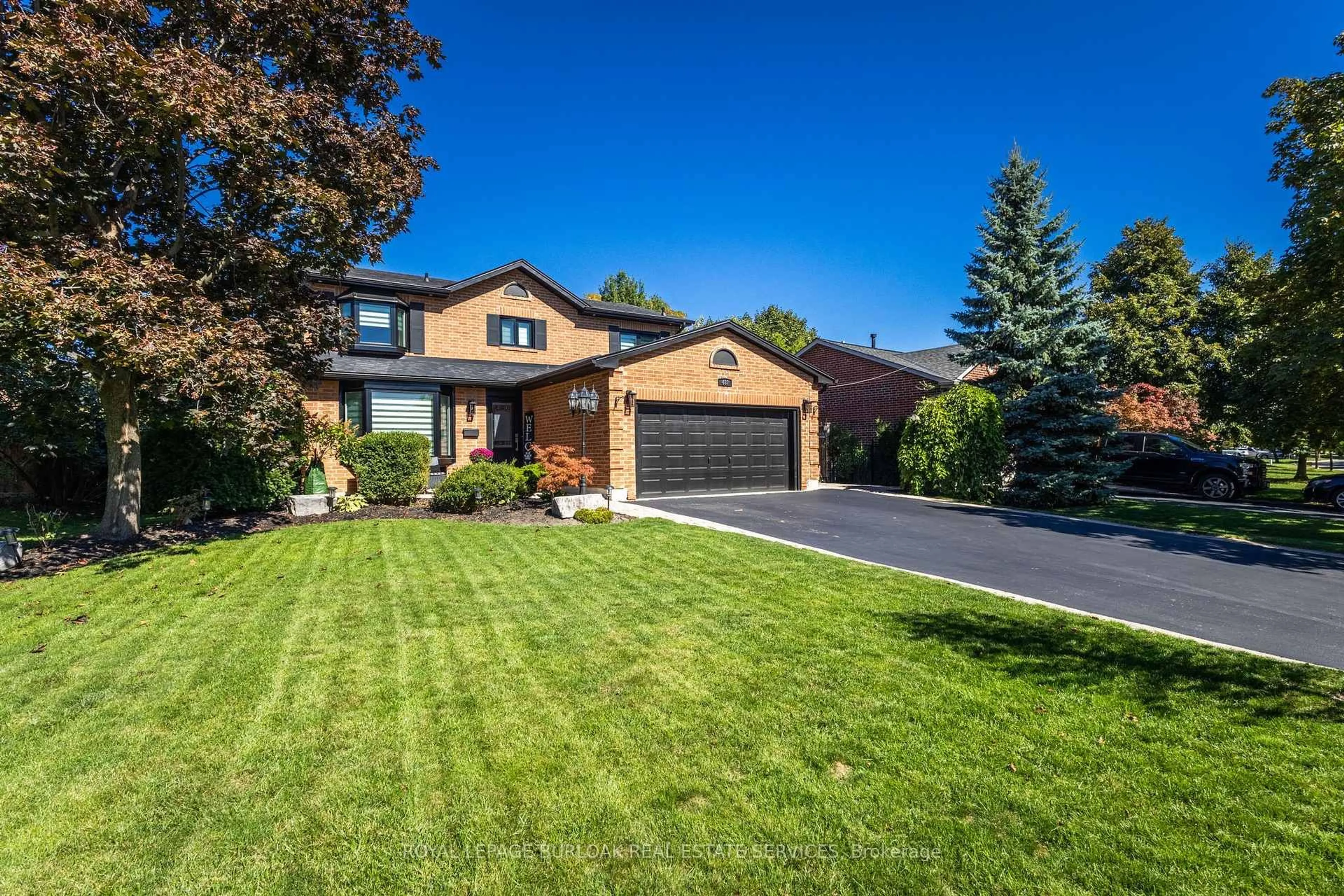 Home with brick exterior material, street for 487 White Dr, Milton Ontario L9T 4G3