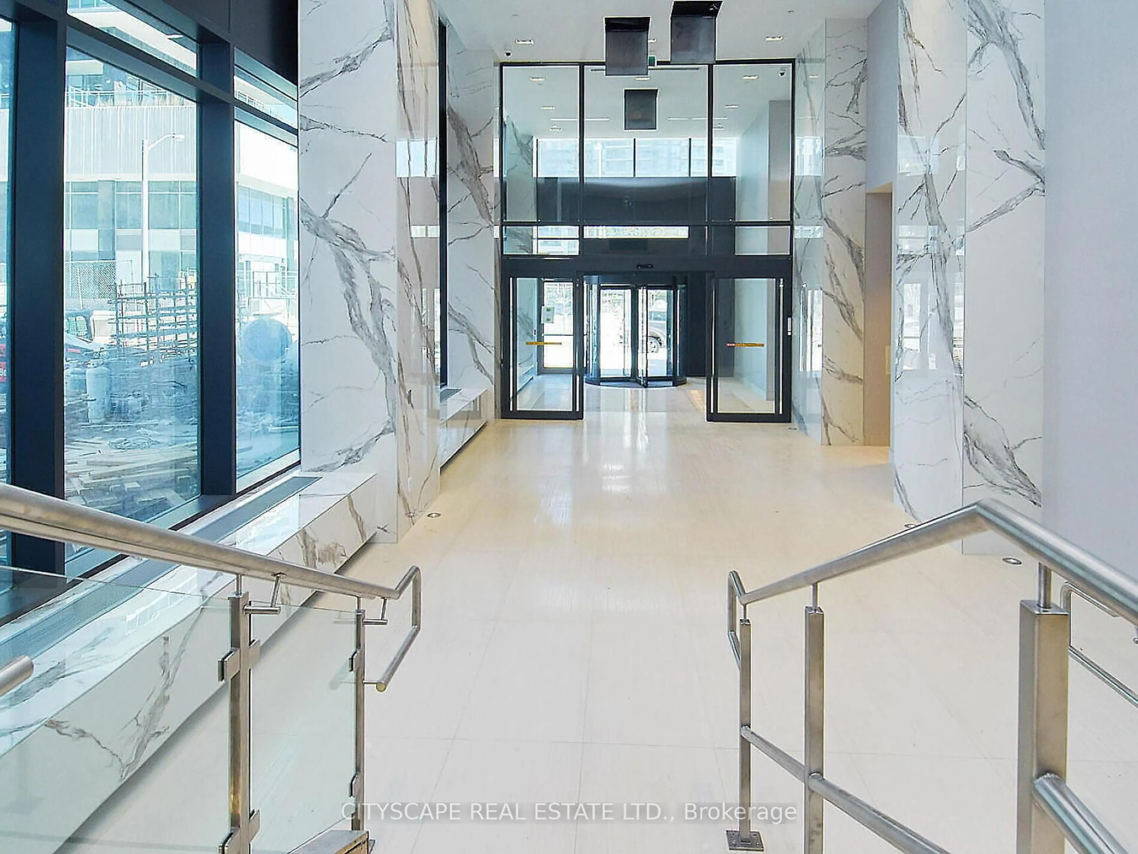 Indoor foyer for 20 Shore Breeze Dr #4410, Toronto Ontario M8V 1A1