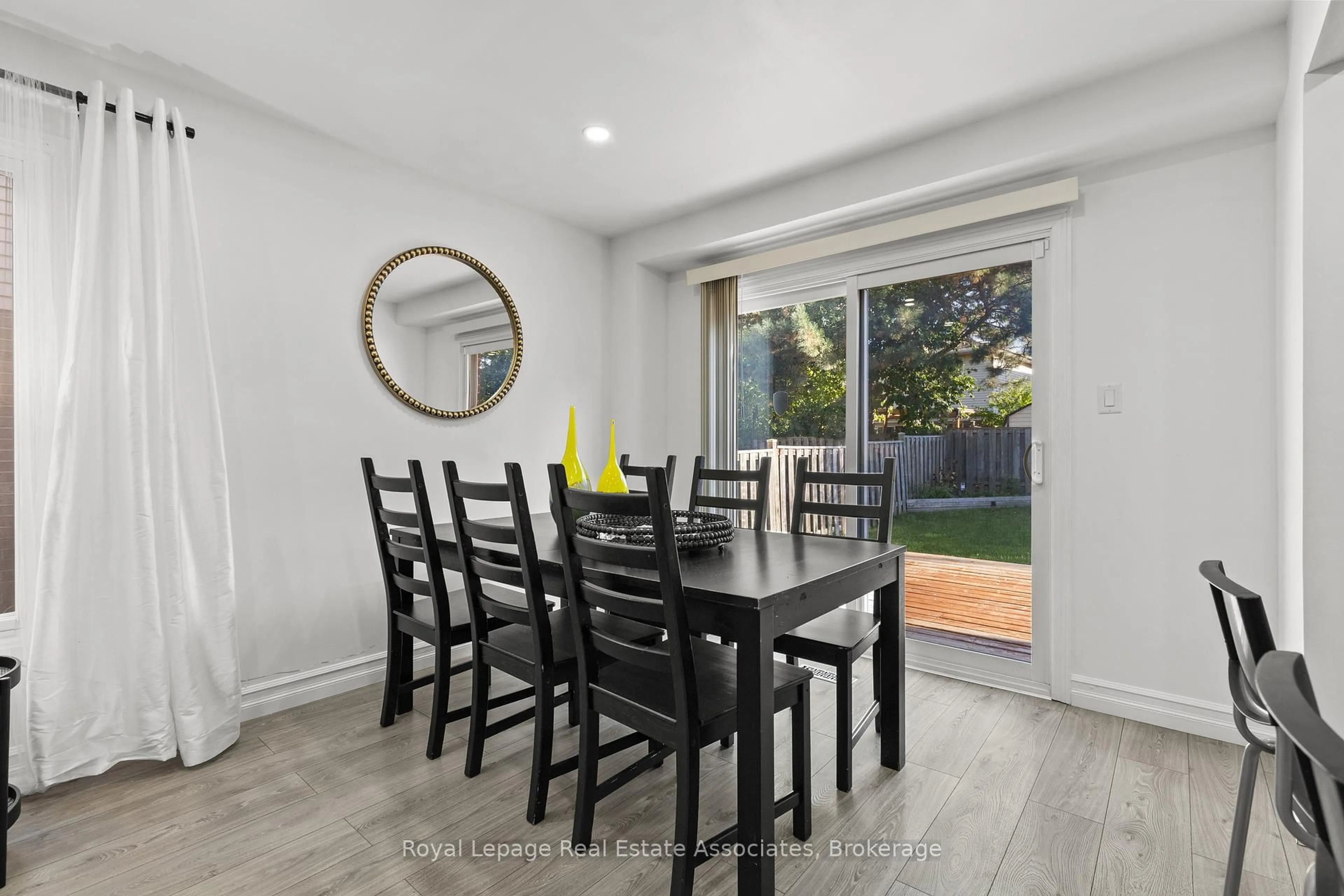 Dining room, wood/laminate floor for 48 Summertime Crt, Brampton Ontario L6Z 2B4