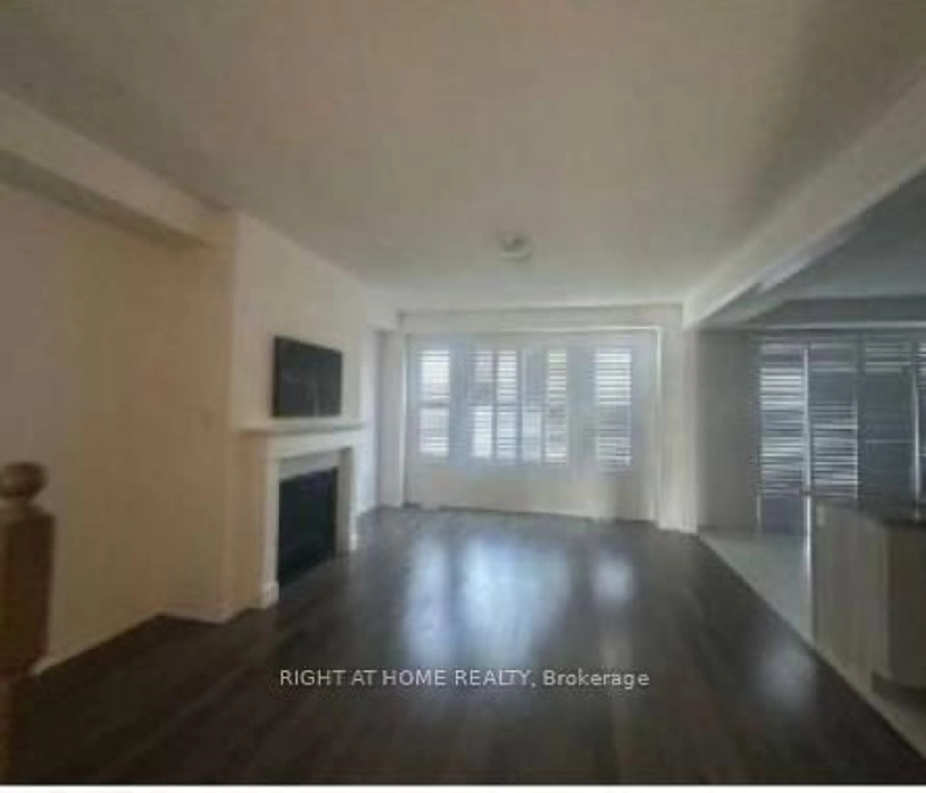 A pic of a room for 14 Moorhart Cres, Caledon Ontario L7C 4J5