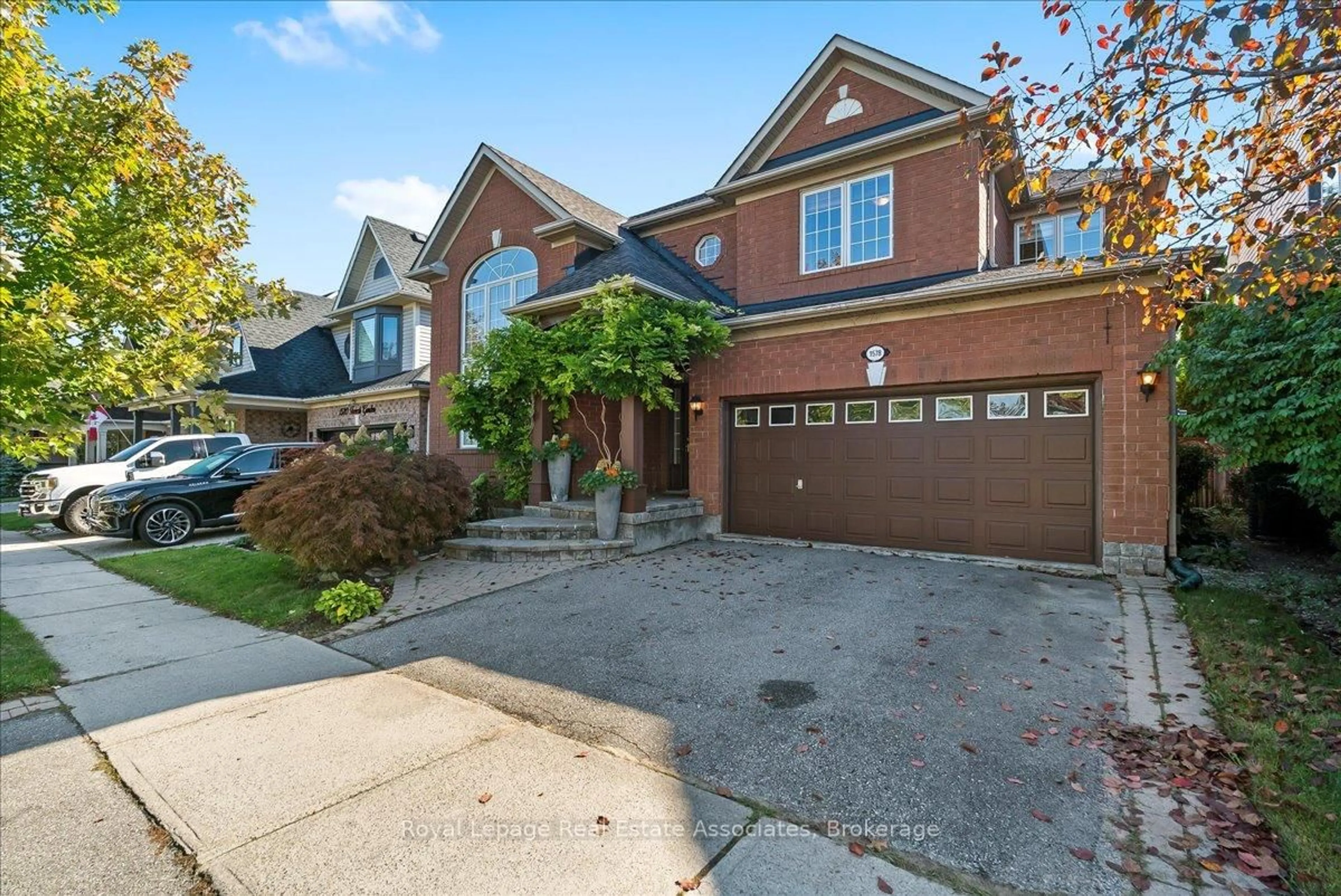 Home with brick exterior material, street for 1578 French Gdns, Milton Ontario L9T 5L5