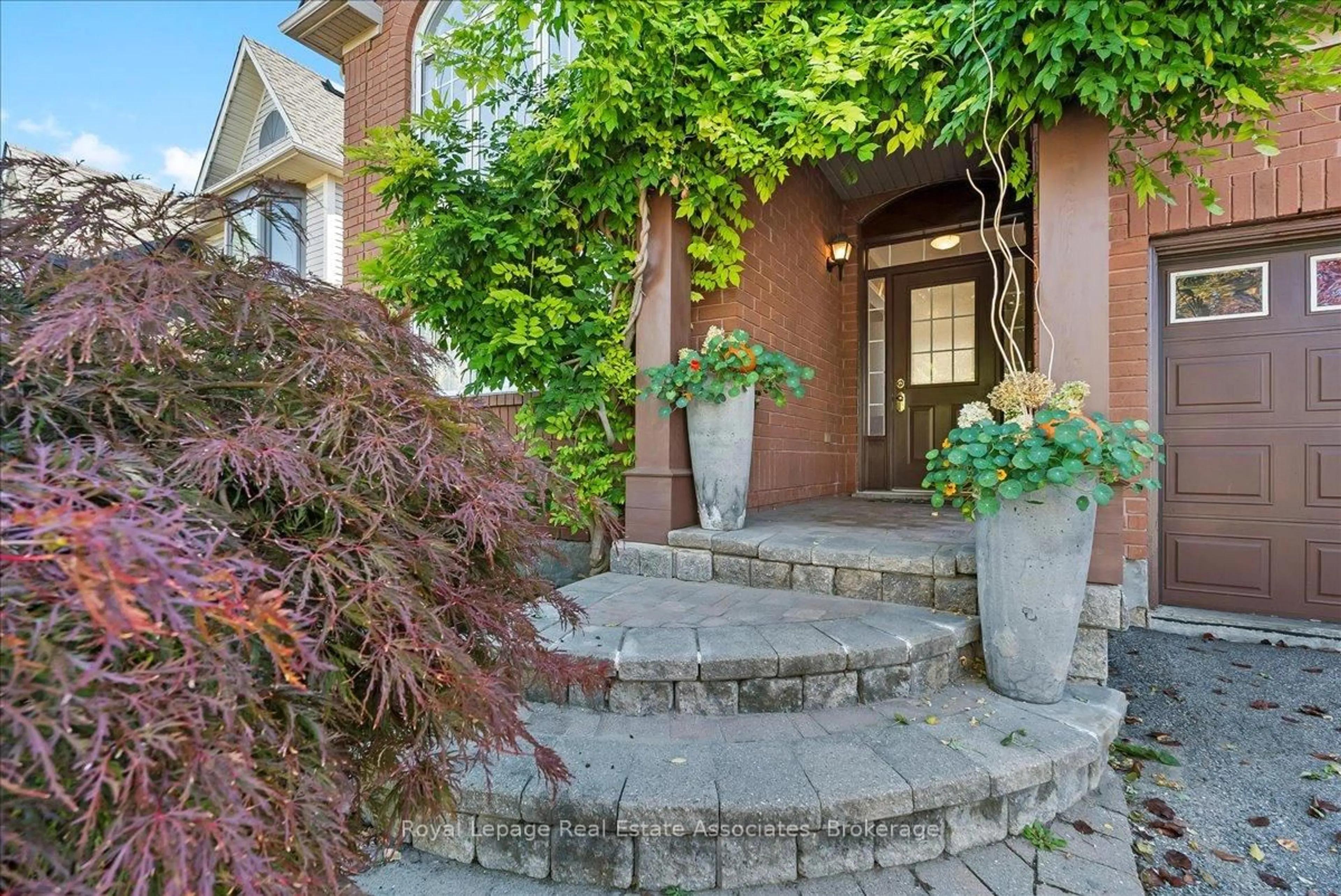 Unknown for 1578 French Gdns, Milton Ontario L9T 5L5