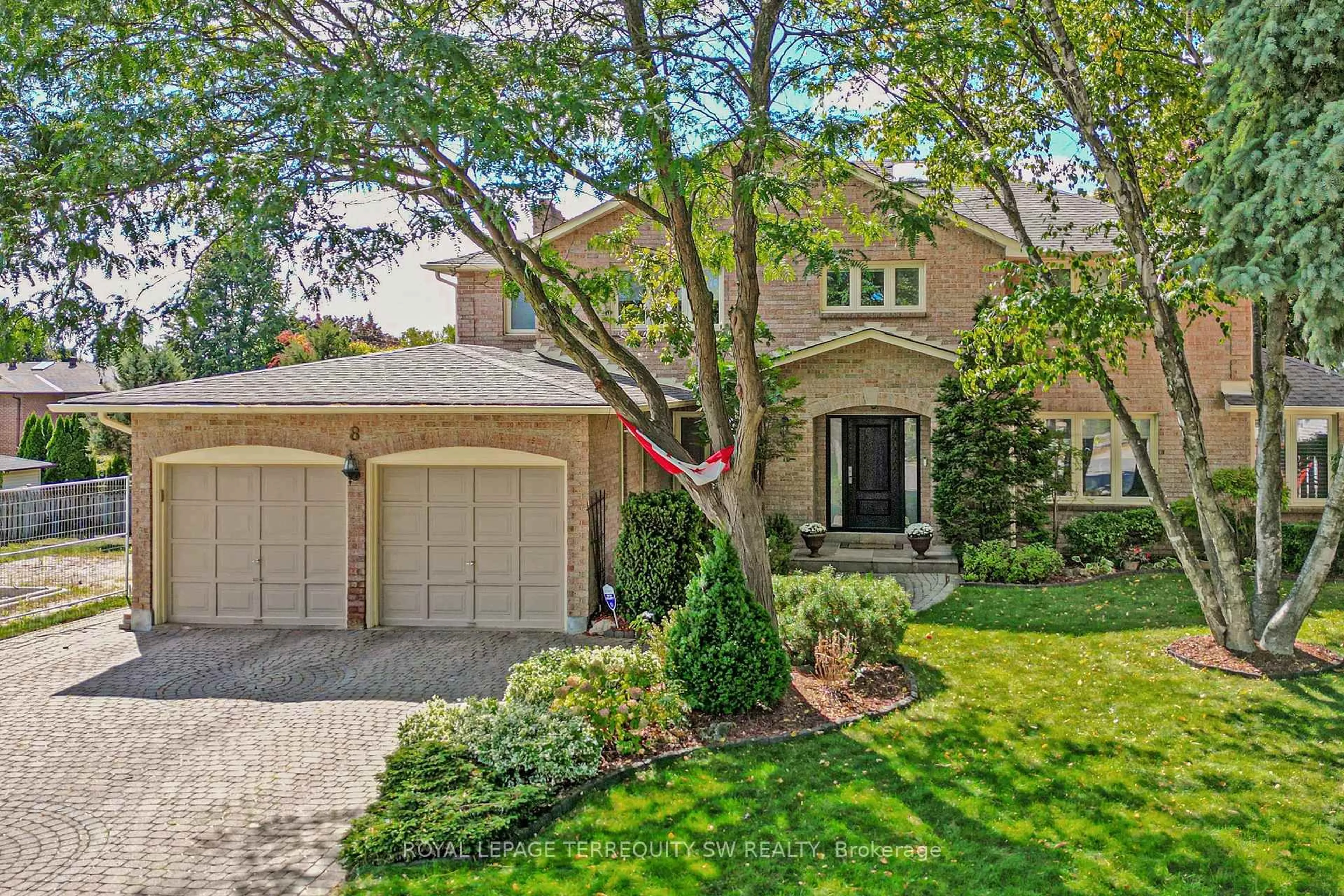 Home with brick exterior material, street for 8 Chalmers Crt, Brampton Ontario L6Z 3G9